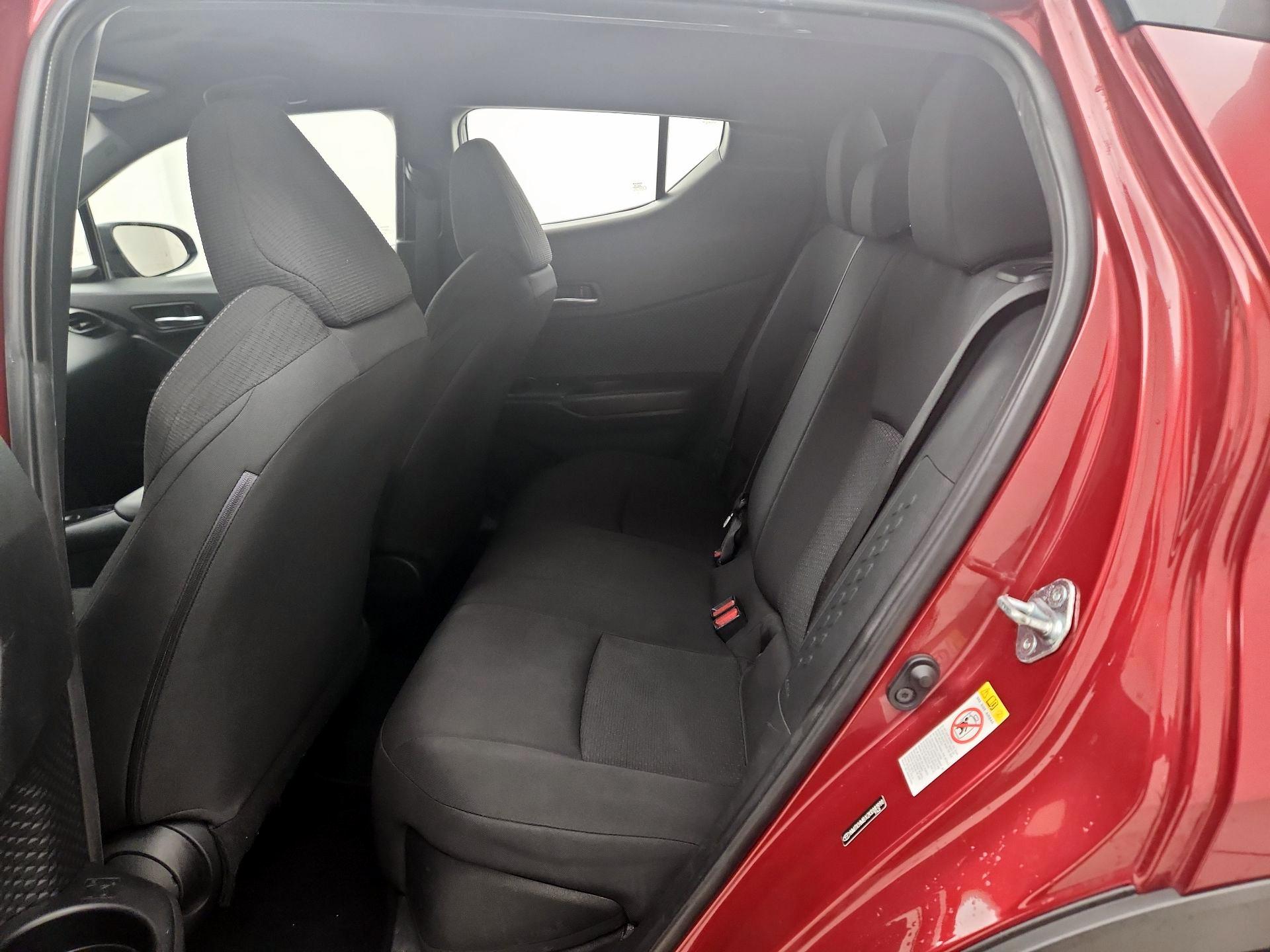 Thumbnail: 2019 Toyota C-HR - 19