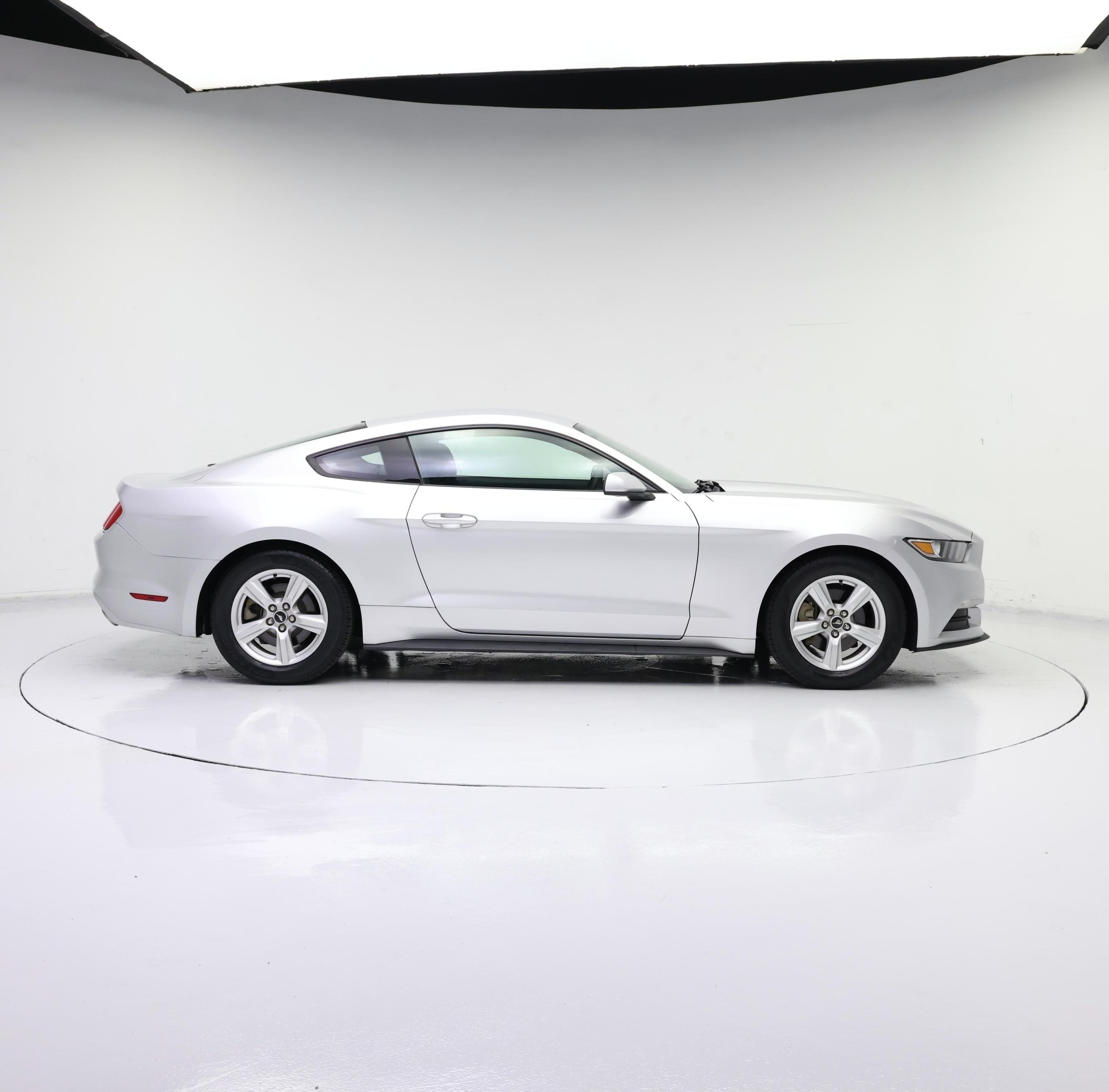 Thumbnail: 2017 Ford Mustang - 7