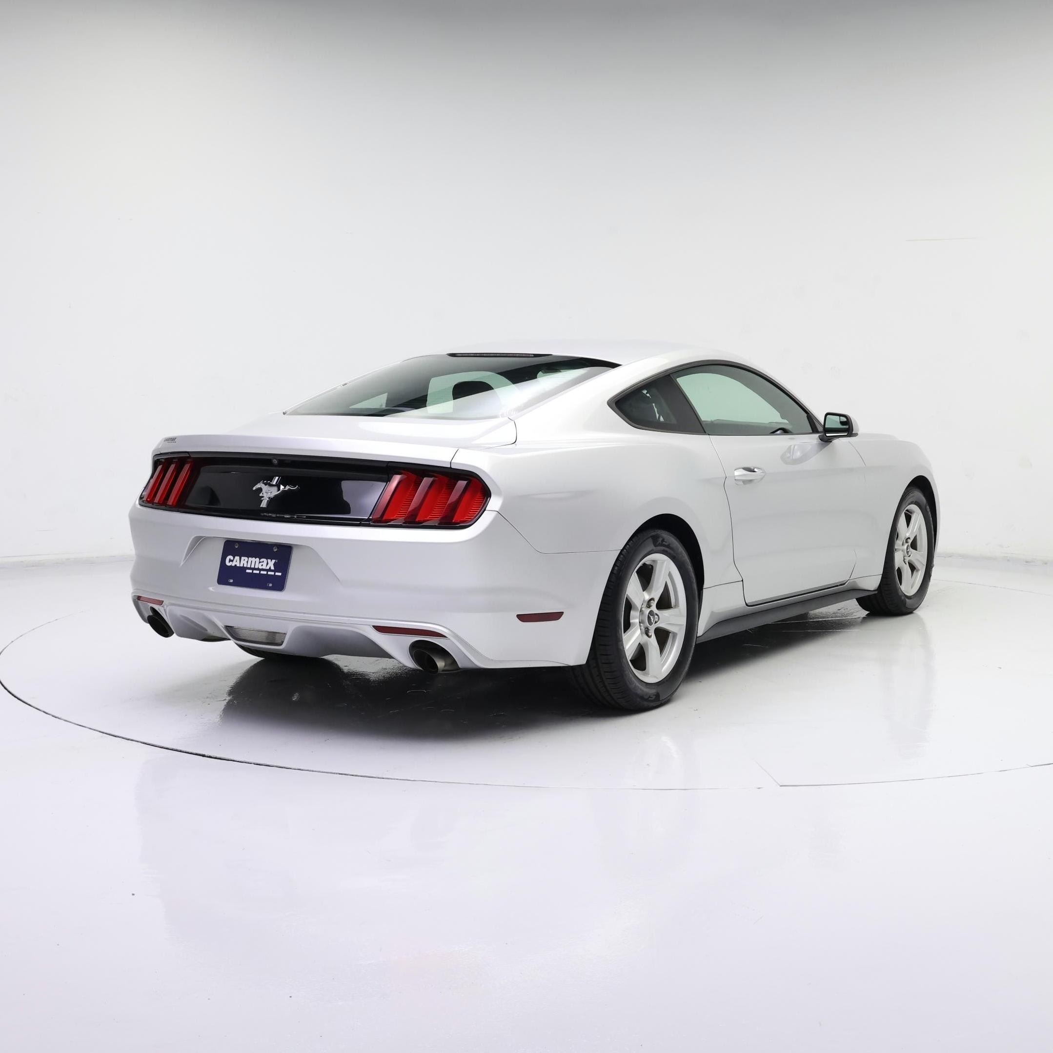 Thumbnail: 2017 Ford Mustang - 8