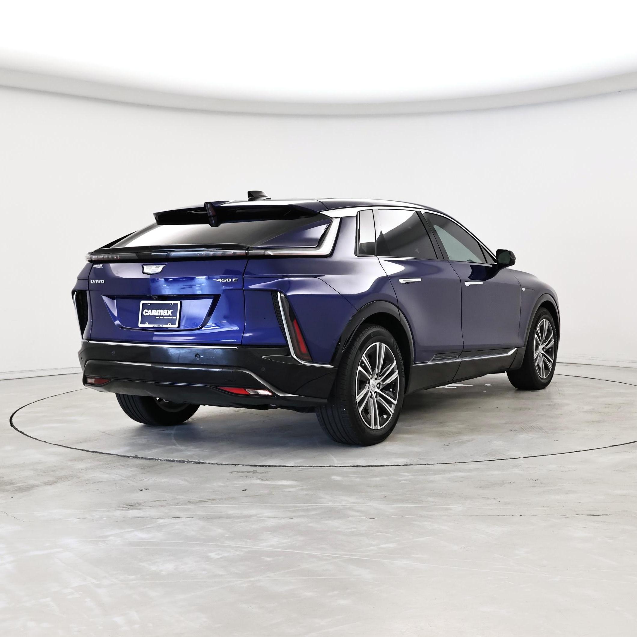 Thumbnail: 2024 Cadillac Lyriq - 8