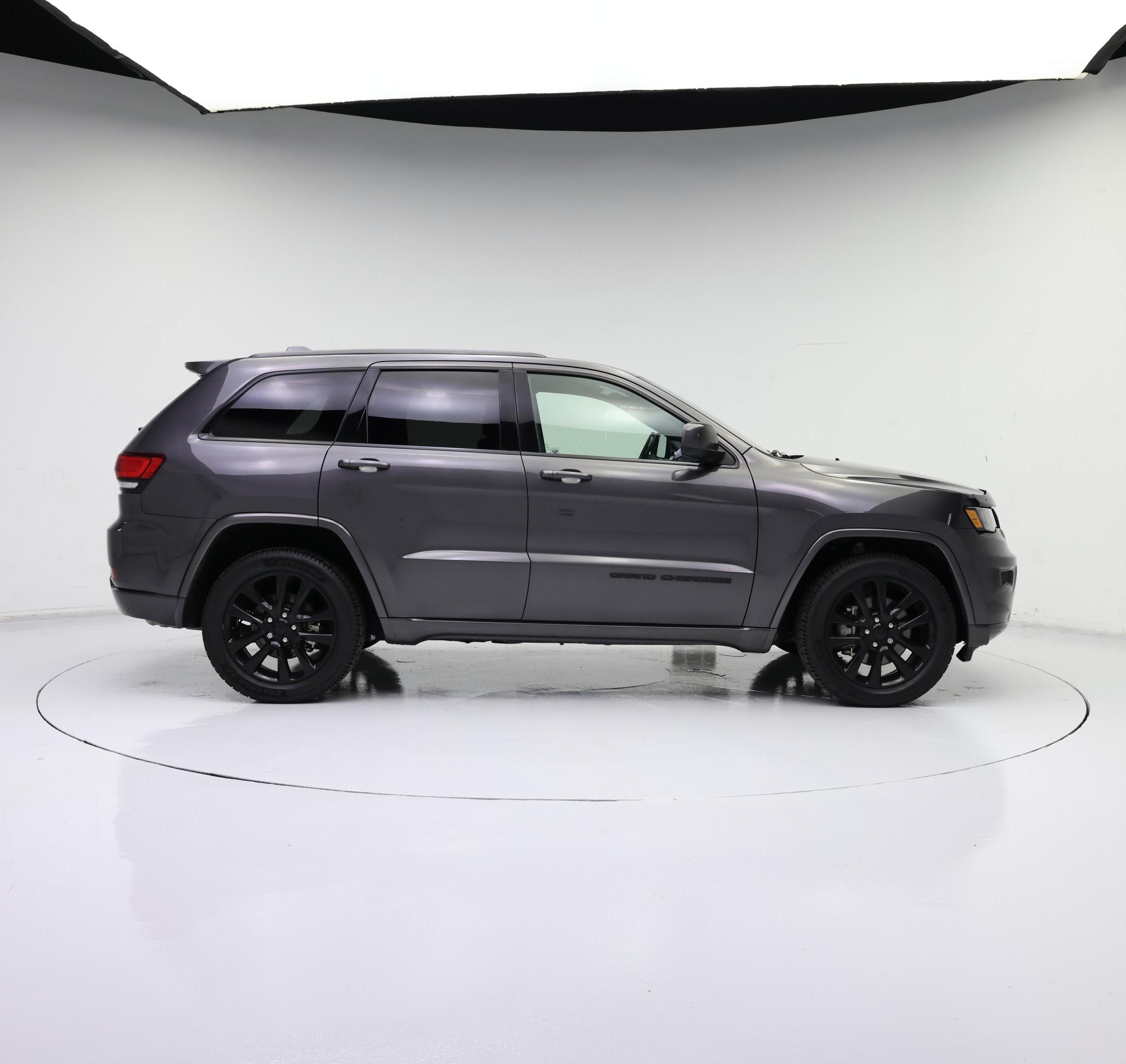 Thumbnail: 2021 Jeep Grand Cherokee - 7