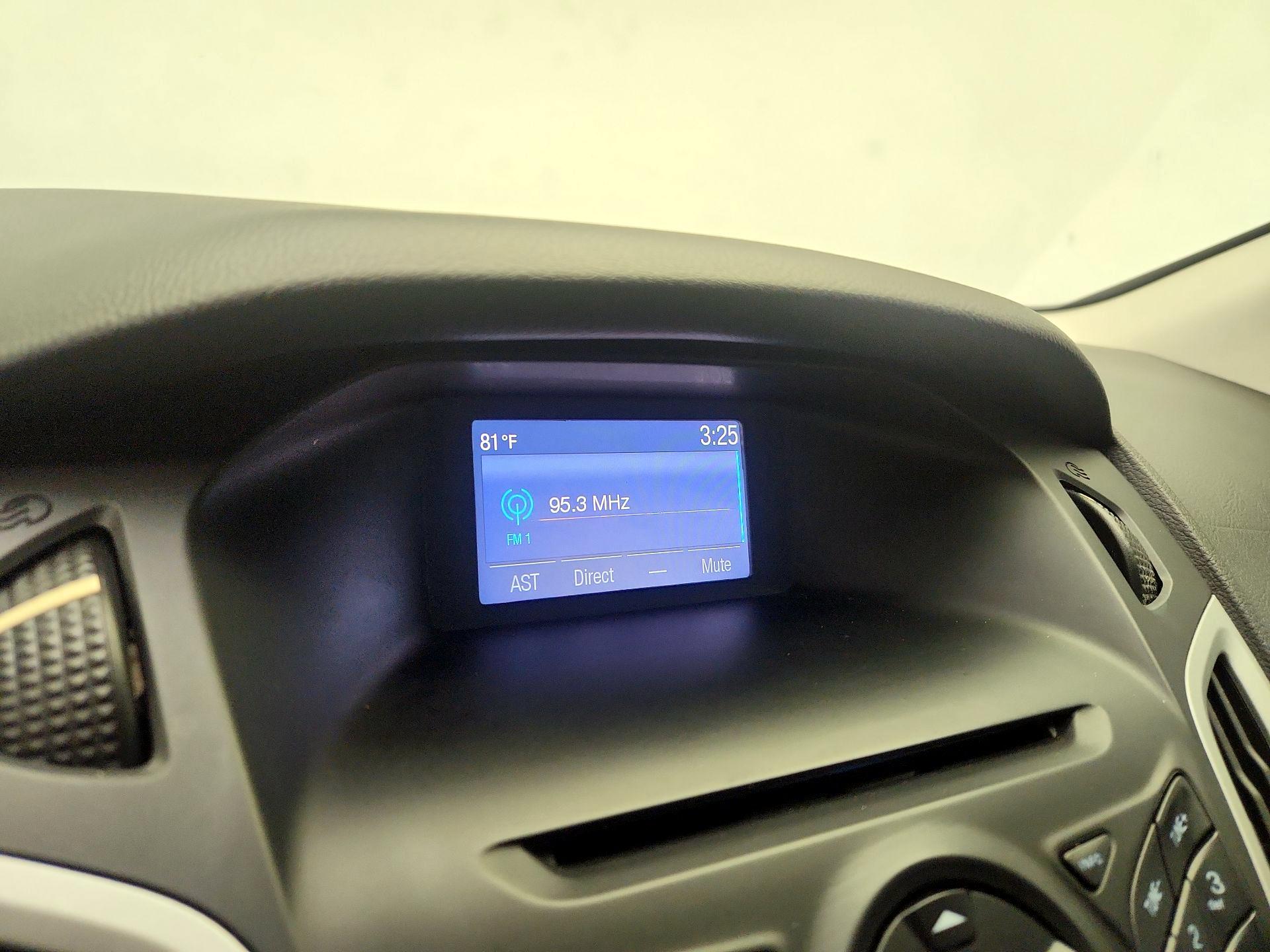 Thumbnail: 2014 Ford Focus - 14
