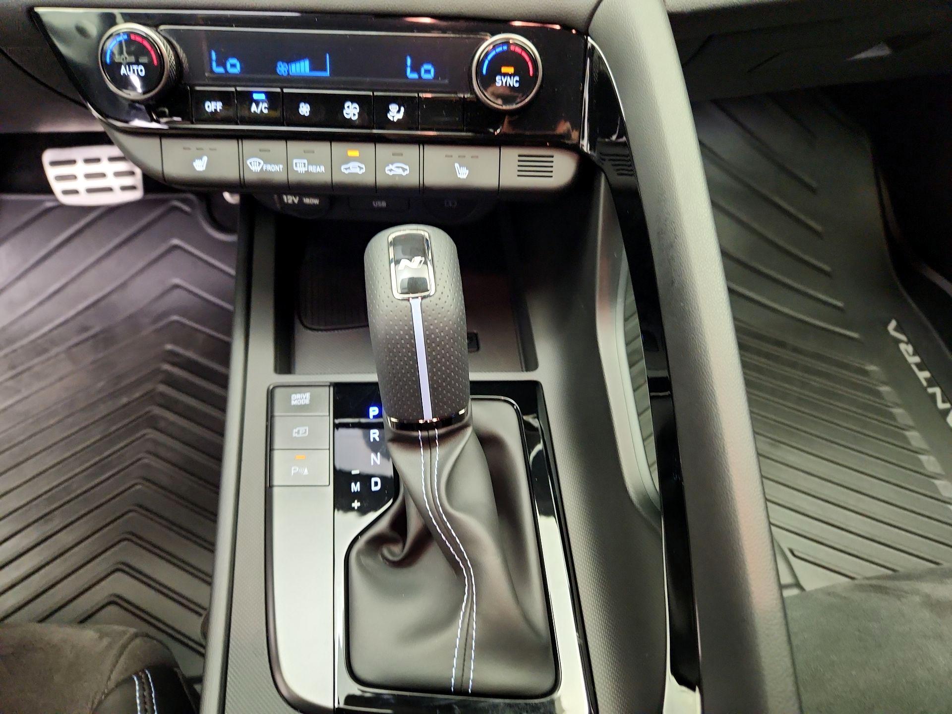 Thumbnail: 2025 Hyundai Elantra - 18