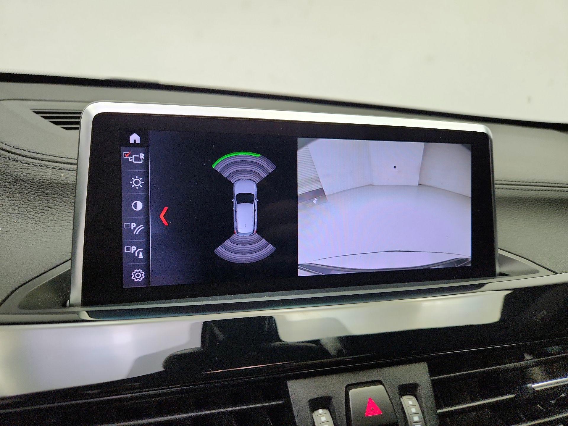 Thumbnail: 2021 BMW X1 - 15