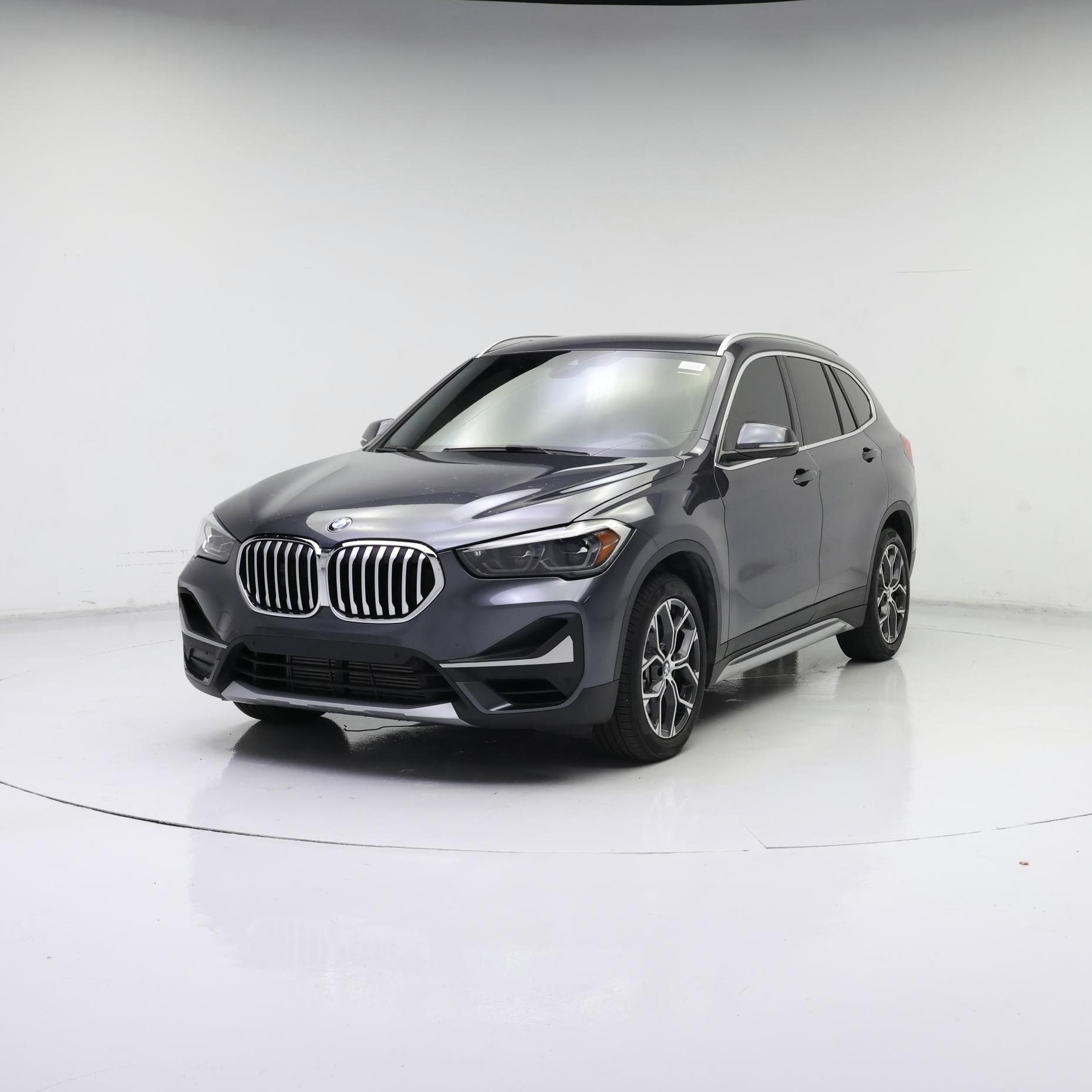 Thumbnail: 2021 BMW X1 - 4
