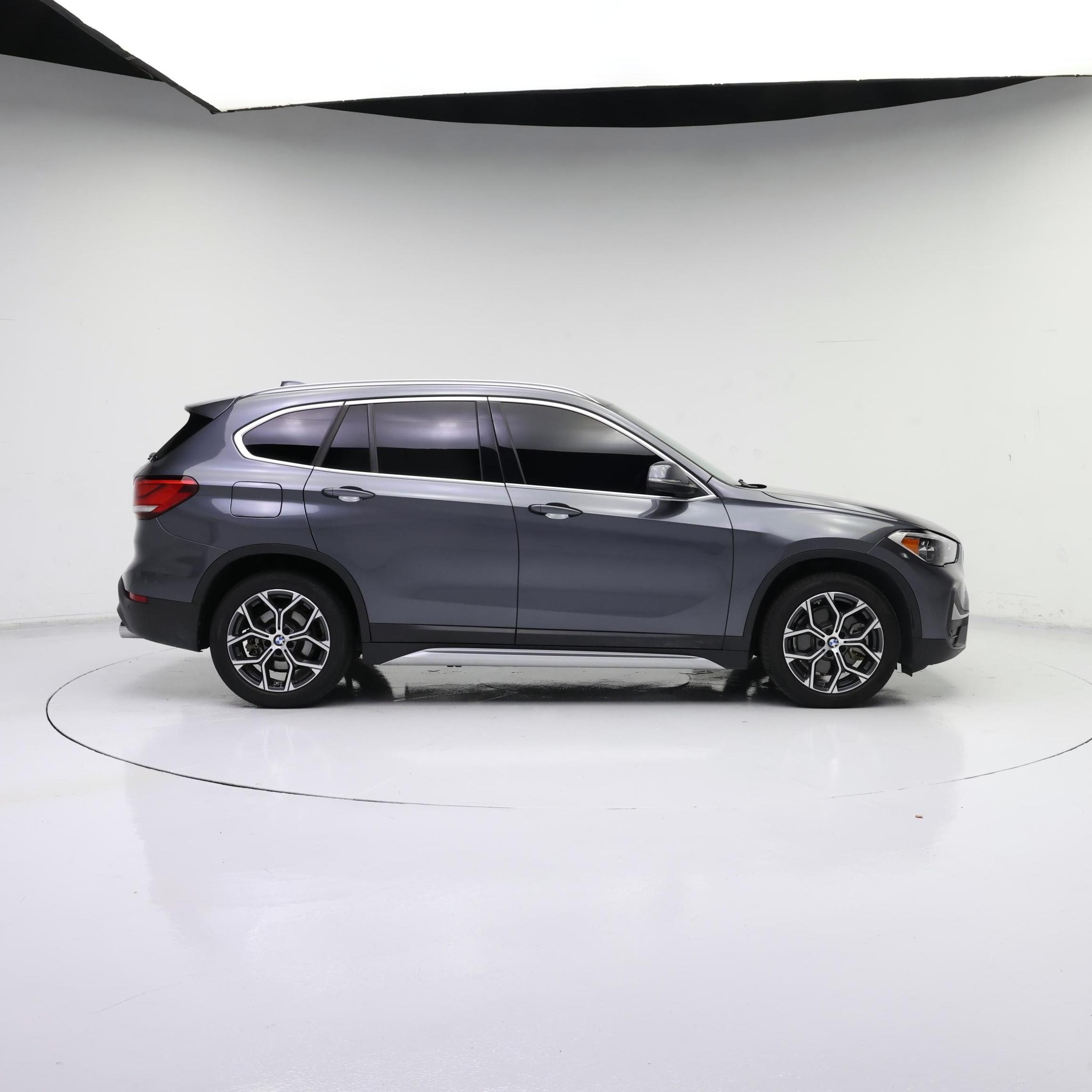 Thumbnail: 2021 BMW X1 - 7