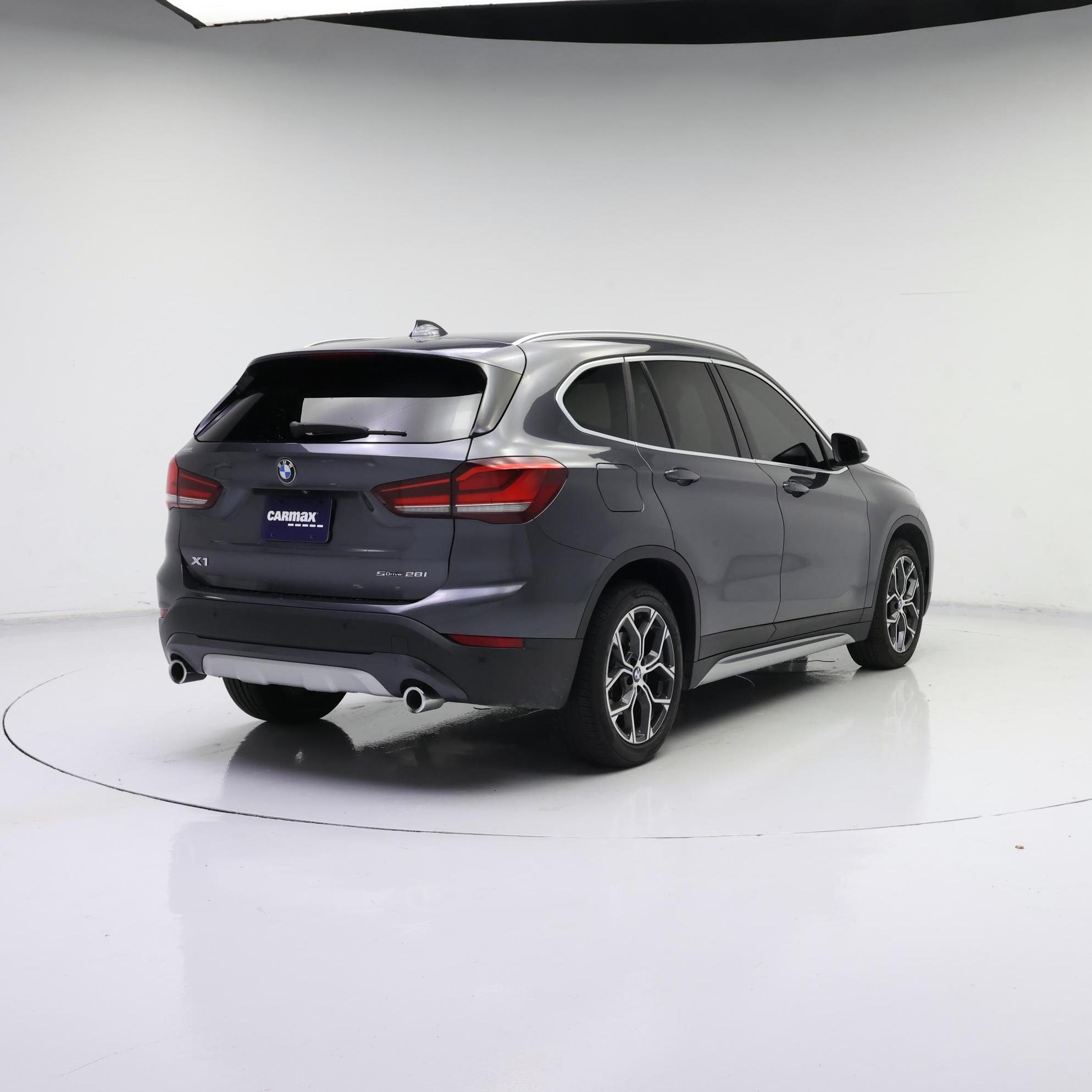 Thumbnail: 2021 BMW X1 - 8