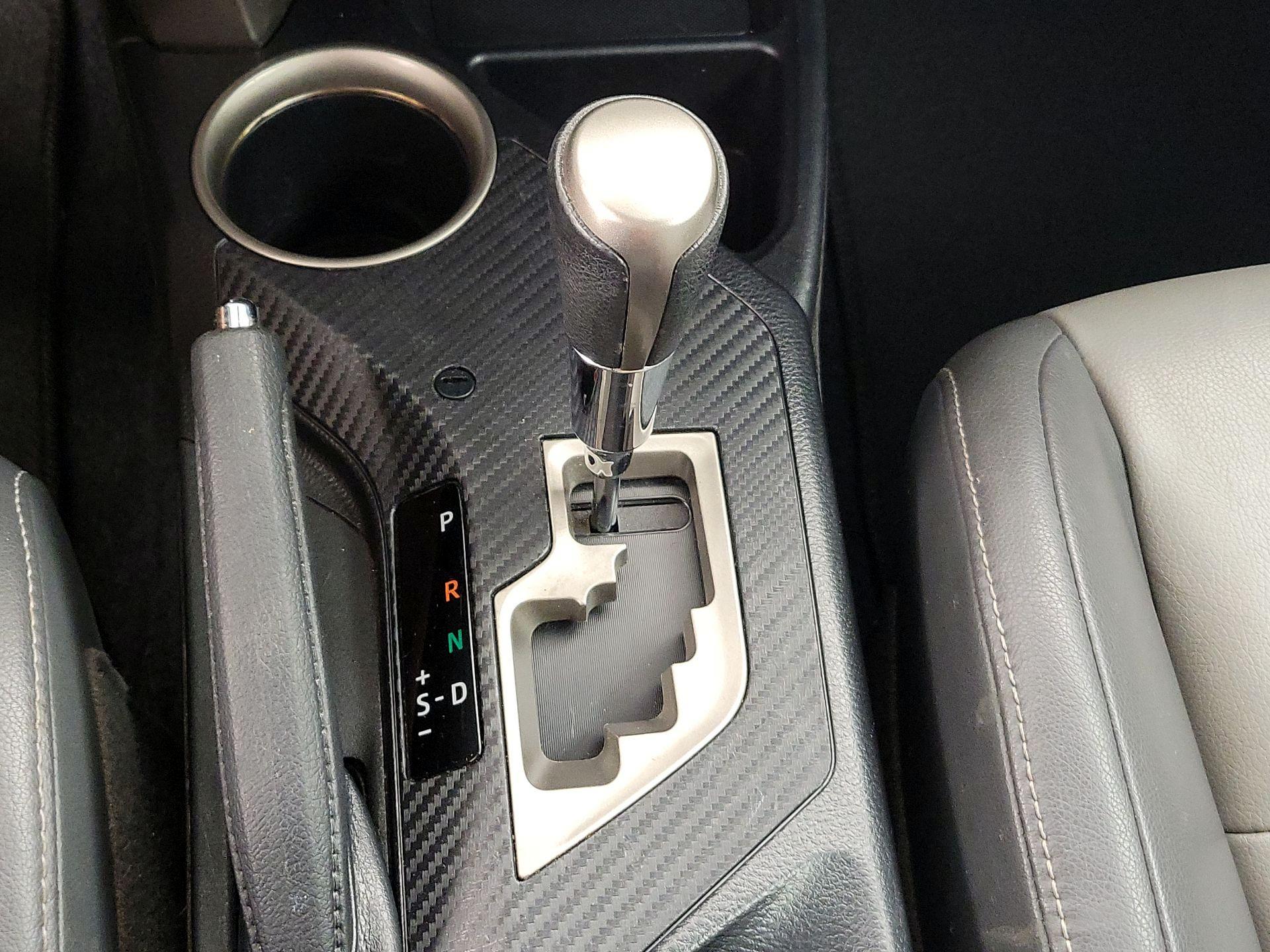 Thumbnail: 2014 Toyota RAV4 - 18