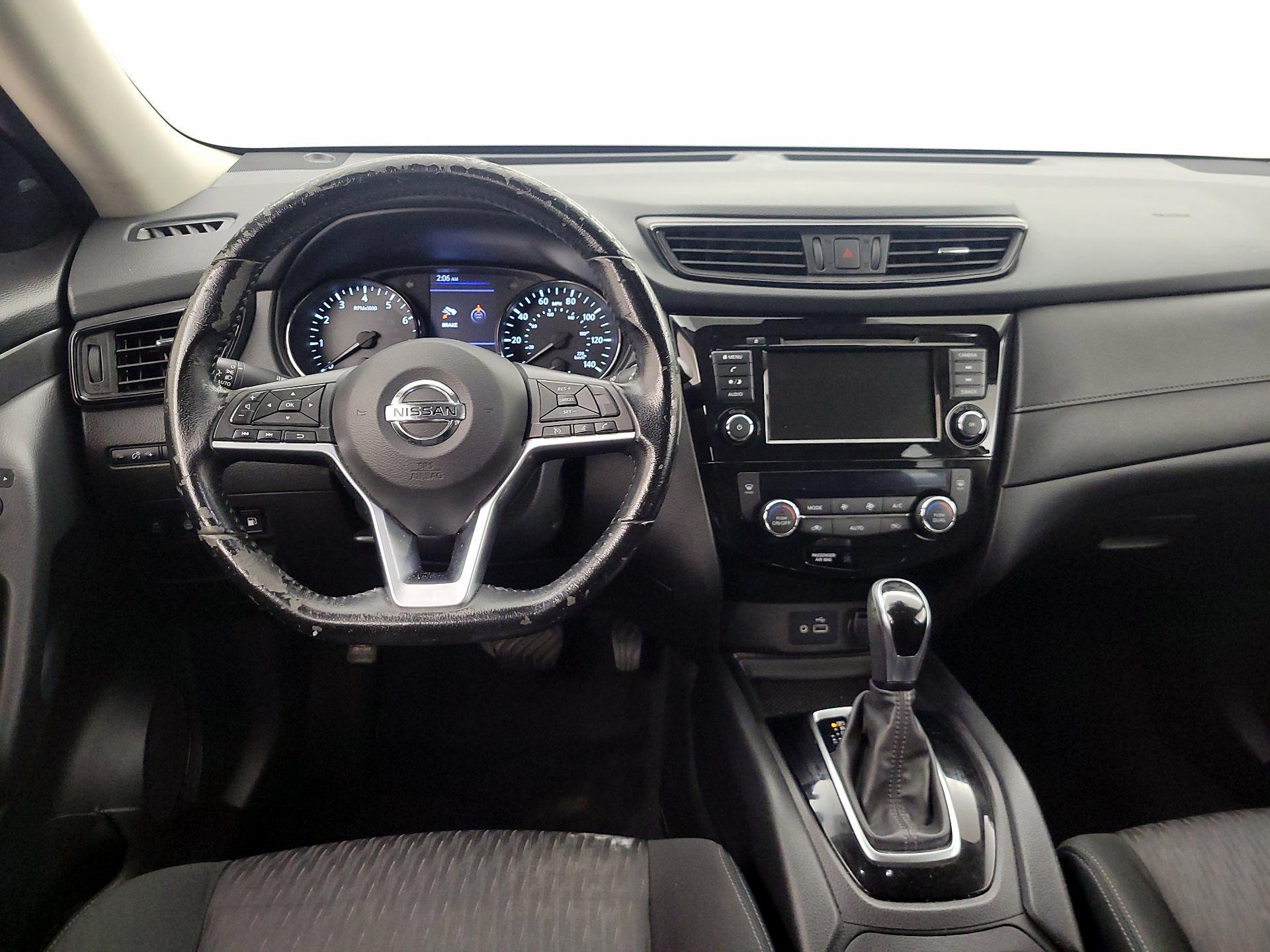 Thumbnail: 2020 Nissan Rogue - 10