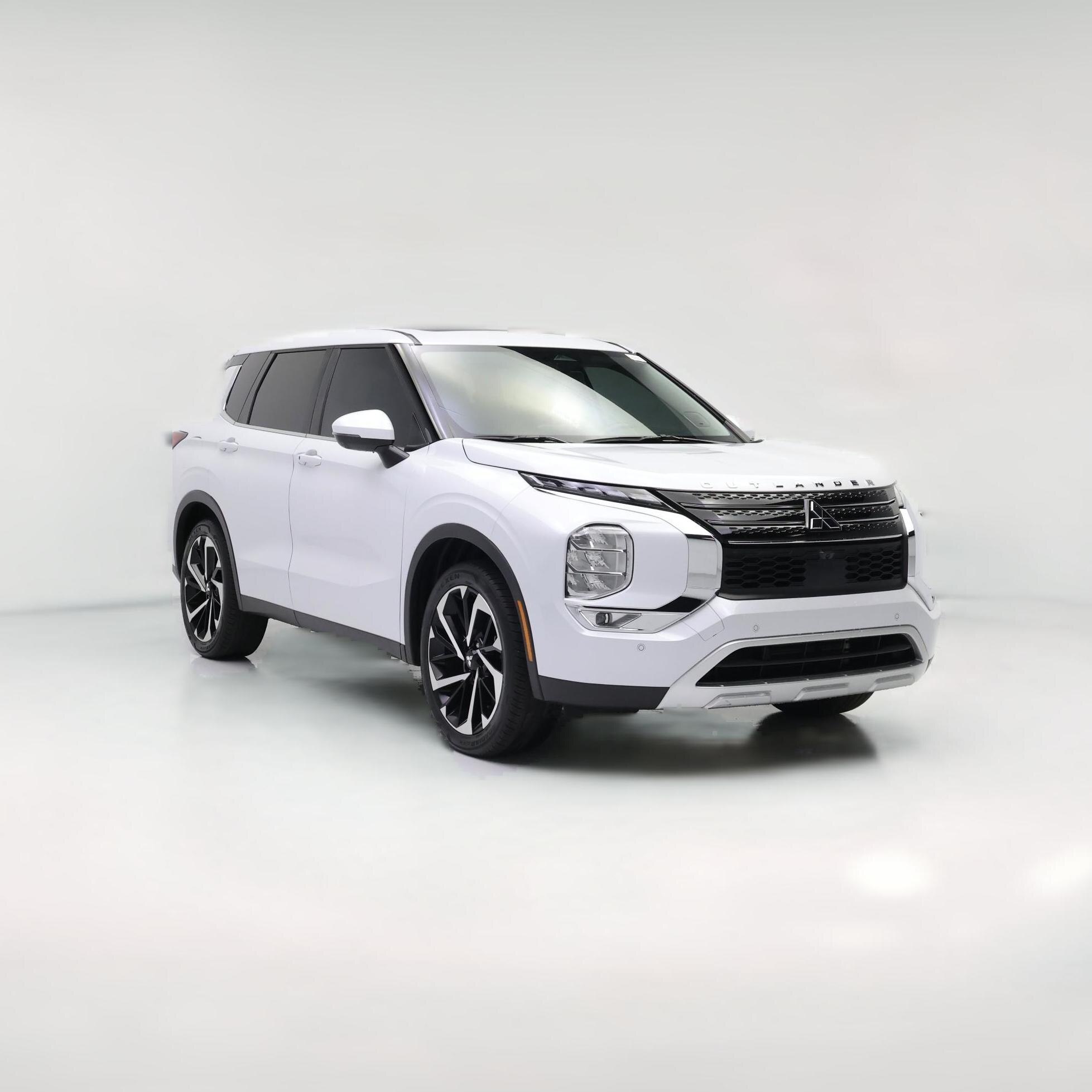 Thumbnail: 2024 Mitsubishi Outlander - 1