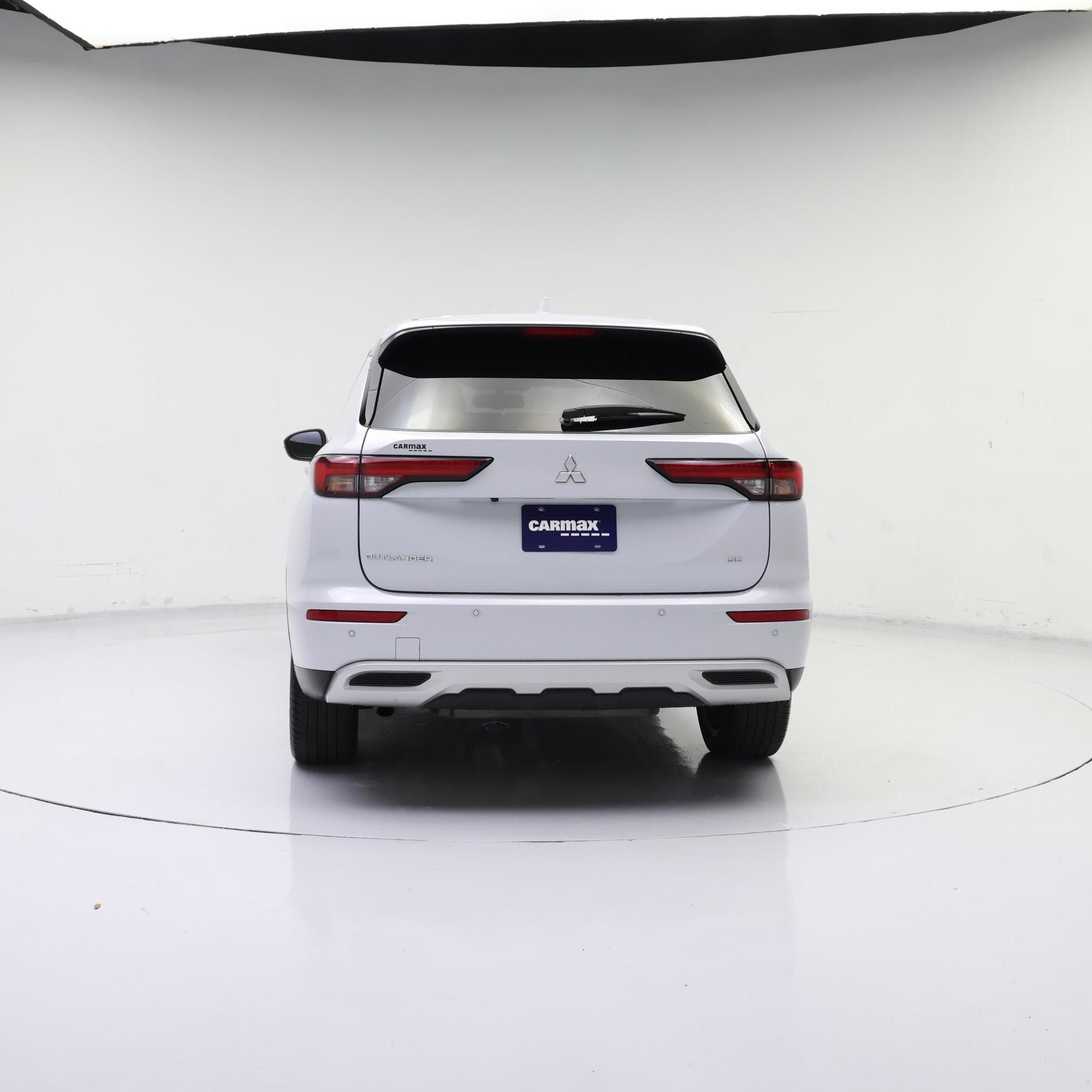 Thumbnail: 2024 Mitsubishi Outlander - 6