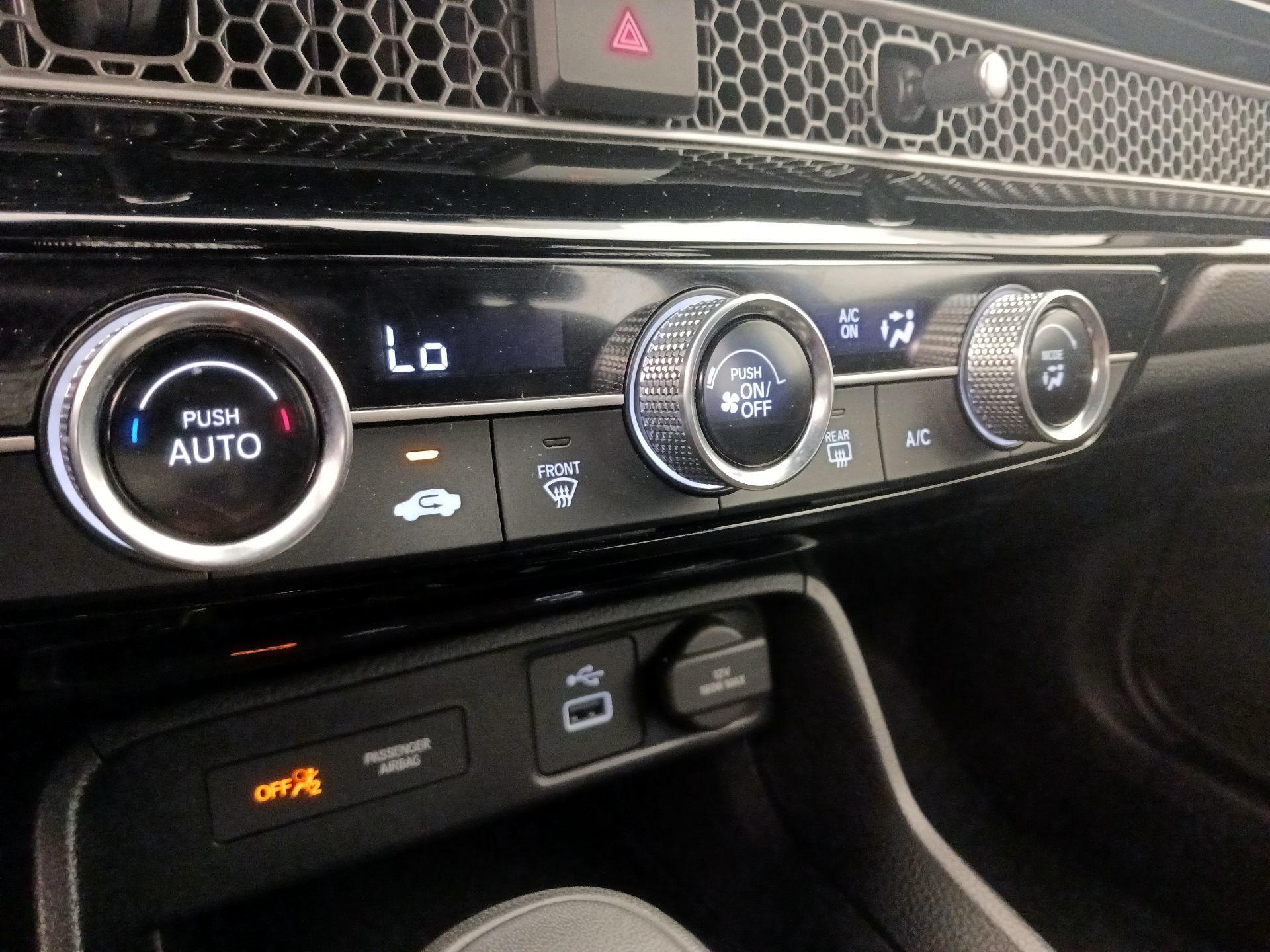 Thumbnail: 2024 Honda Civic - 16