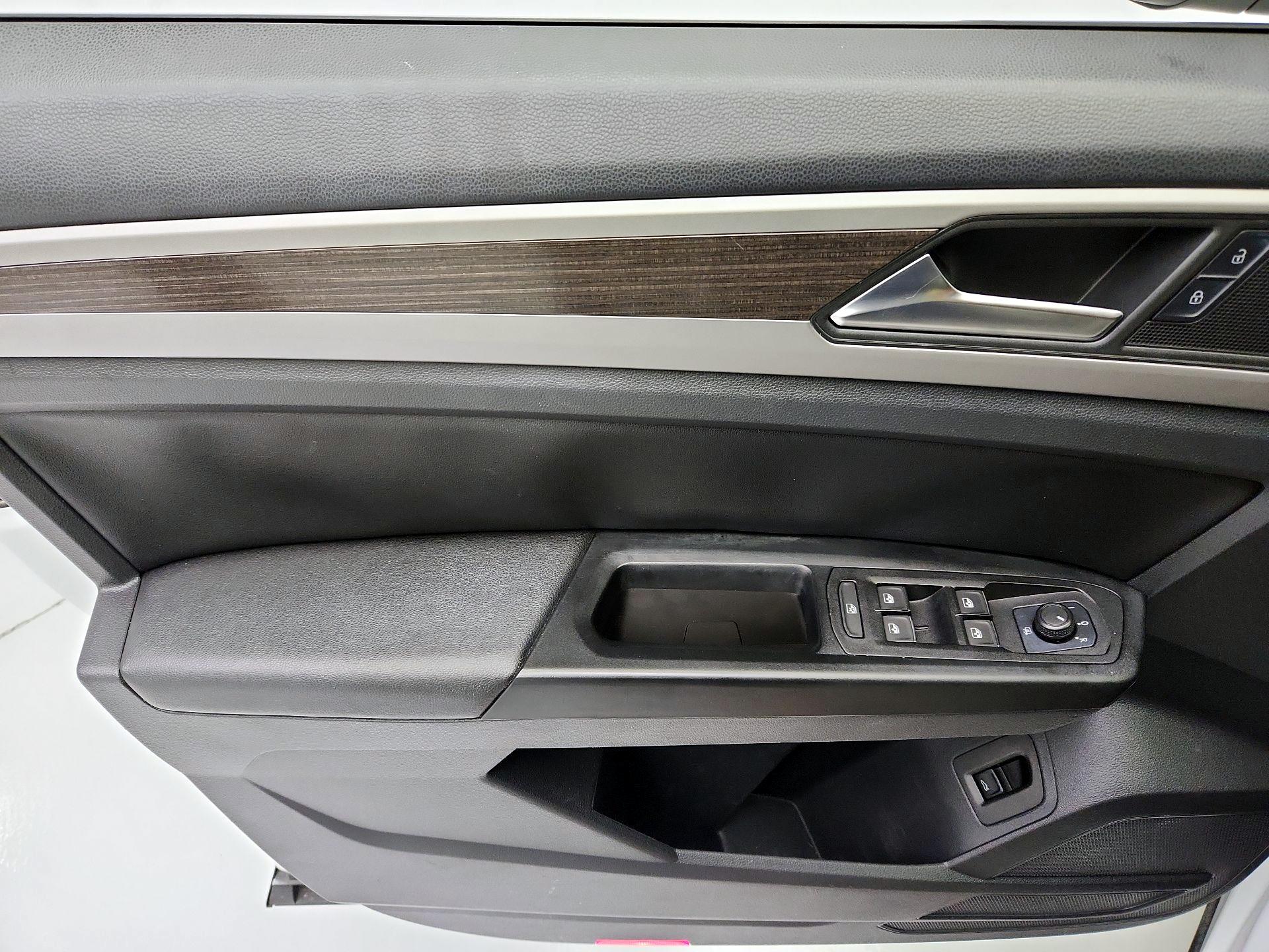 Thumbnail: 2020 Volkswagen Atlas - 12