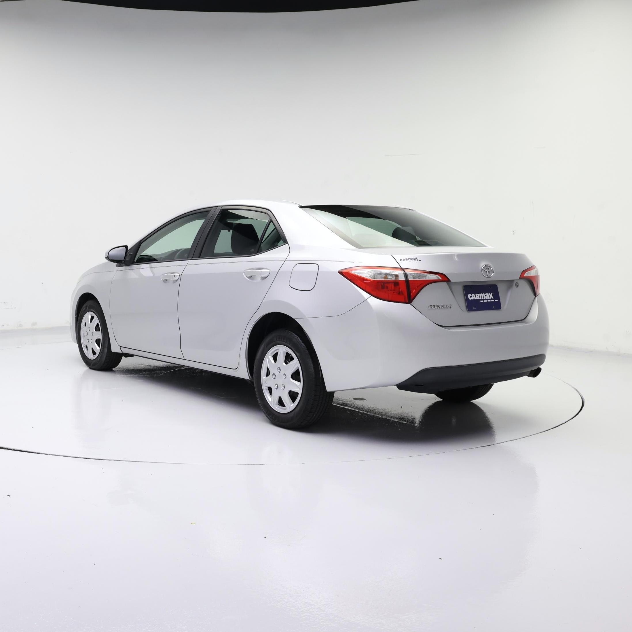 Thumbnail: 2015 Toyota Corolla - 2