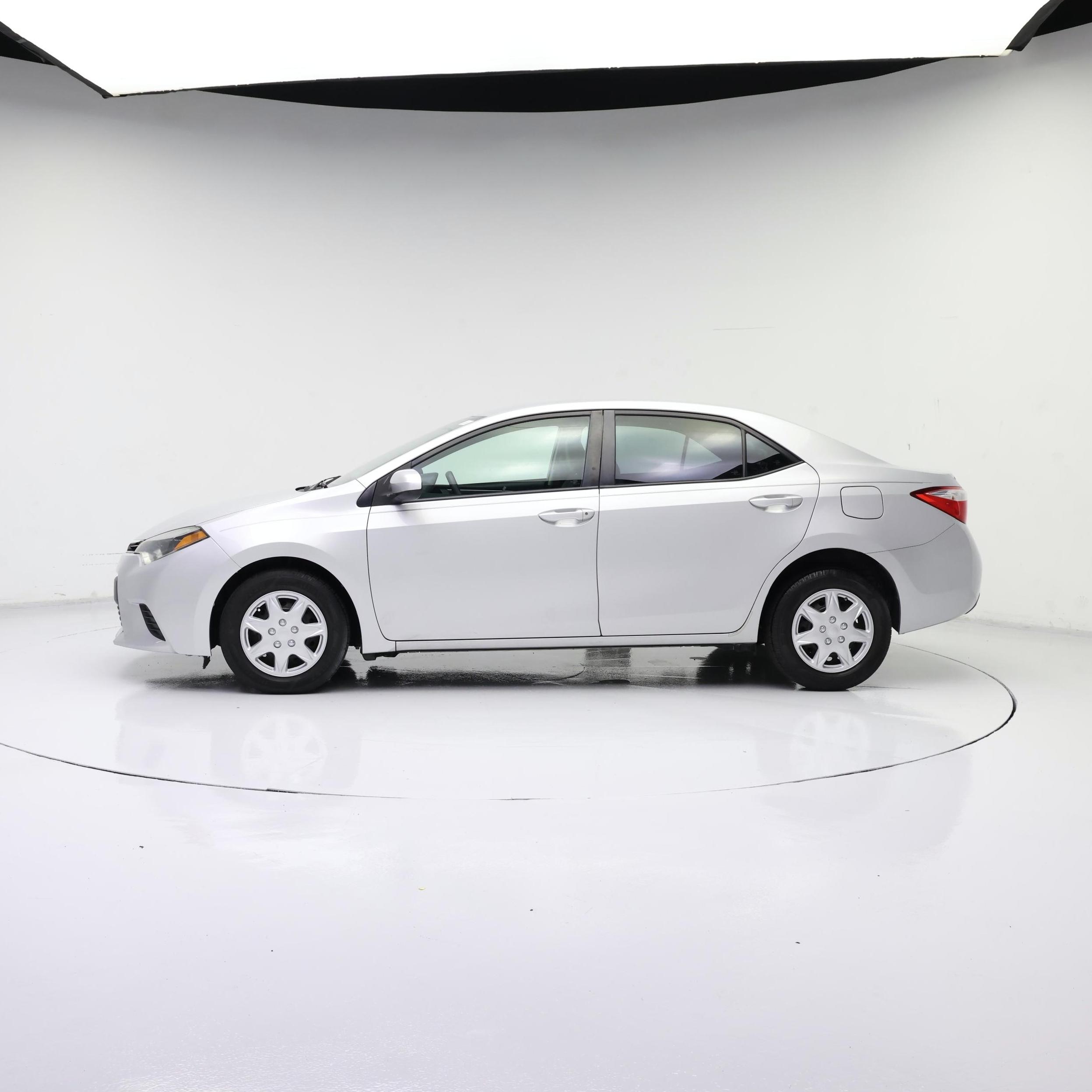 Thumbnail: 2015 Toyota Corolla - 3