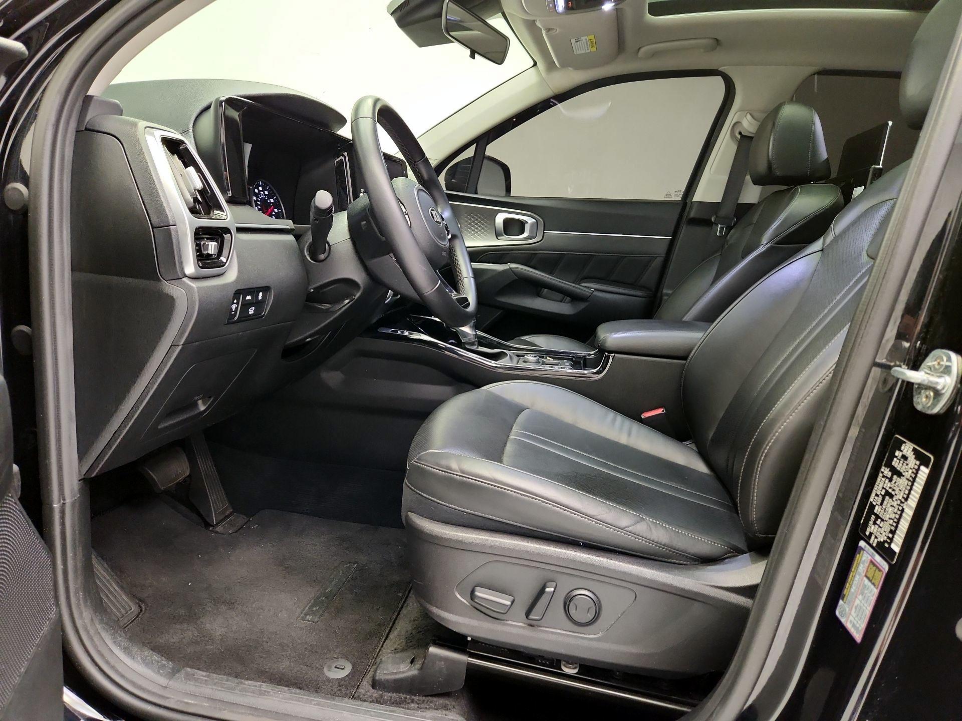 Thumbnail: 2021 Kia Sorento - 11