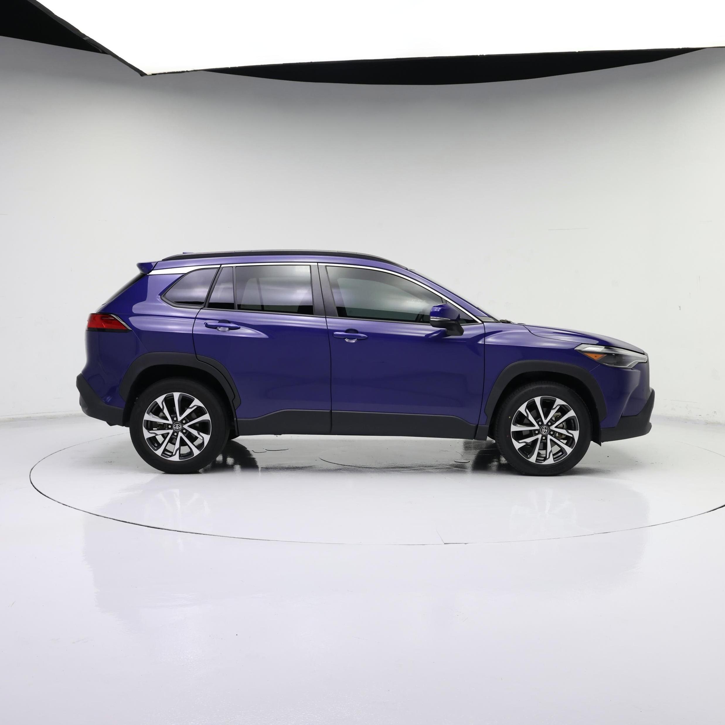Thumbnail: 2022 Toyota Corolla Cross - 7