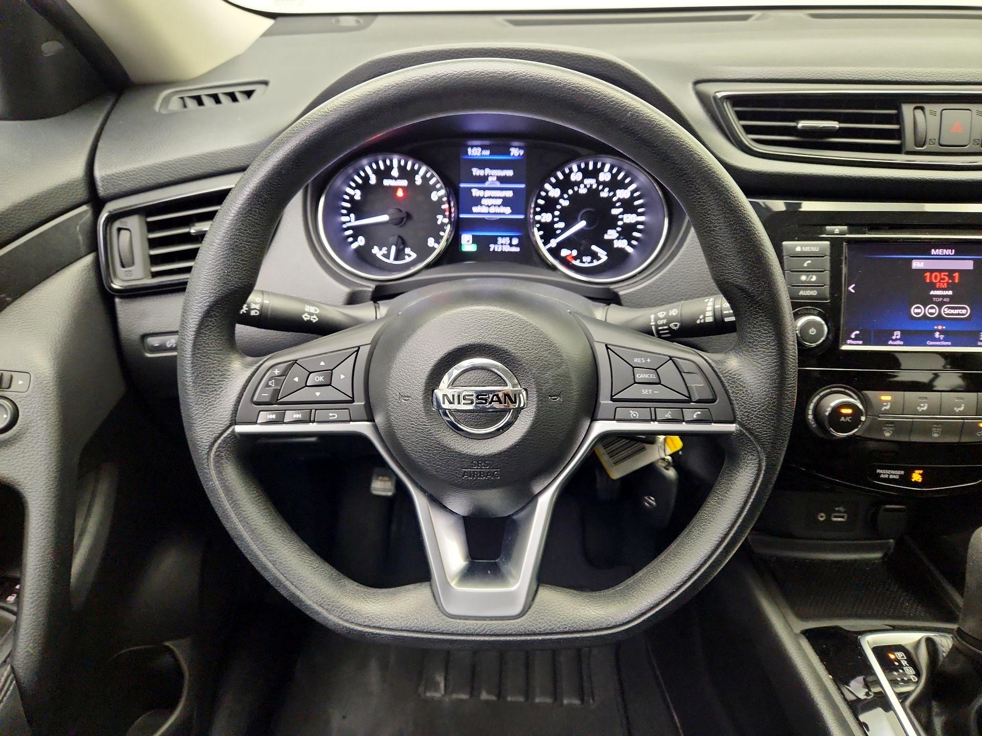 Thumbnail: 2018 Nissan Rogue - 10