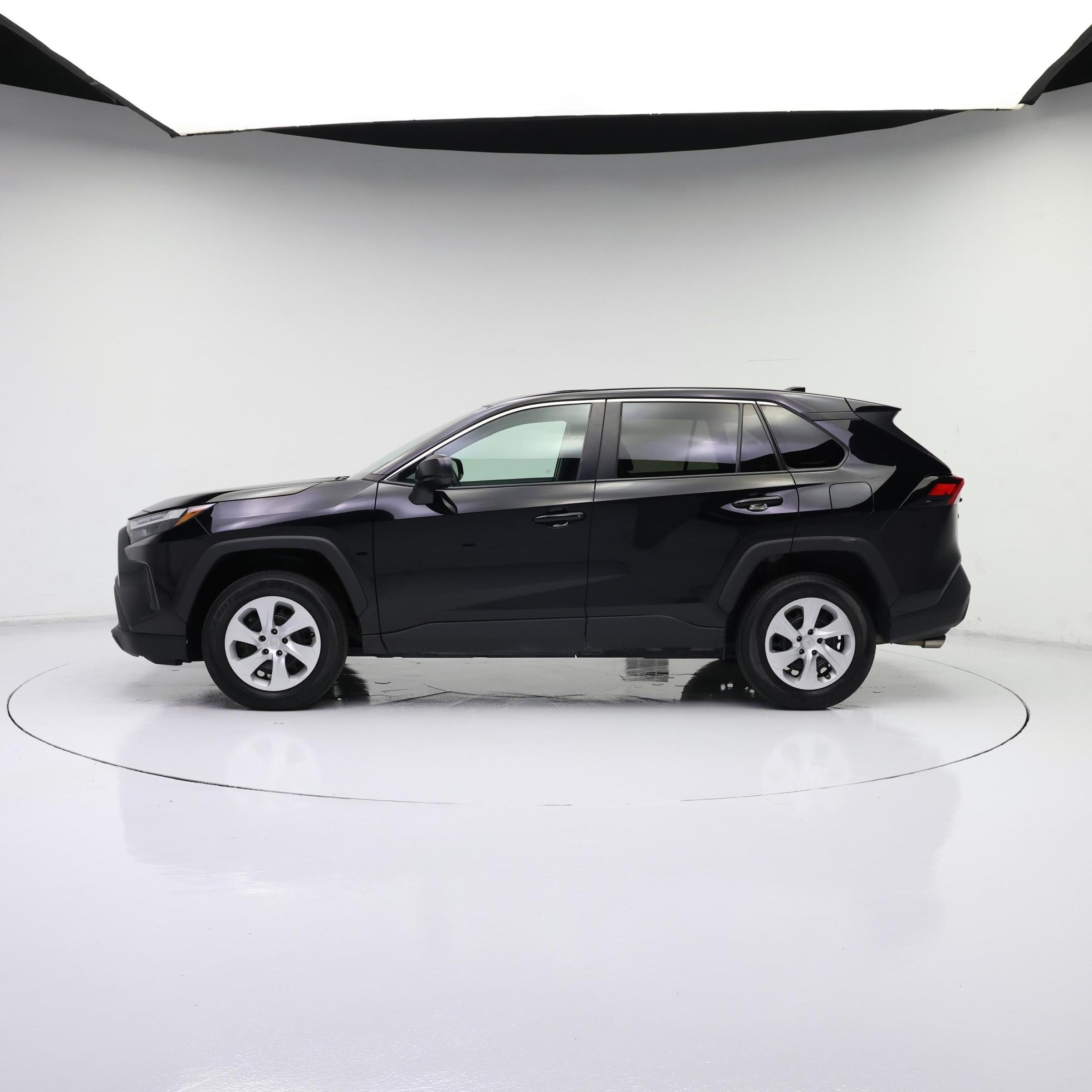 Thumbnail: 2024 Toyota RAV4 - 3