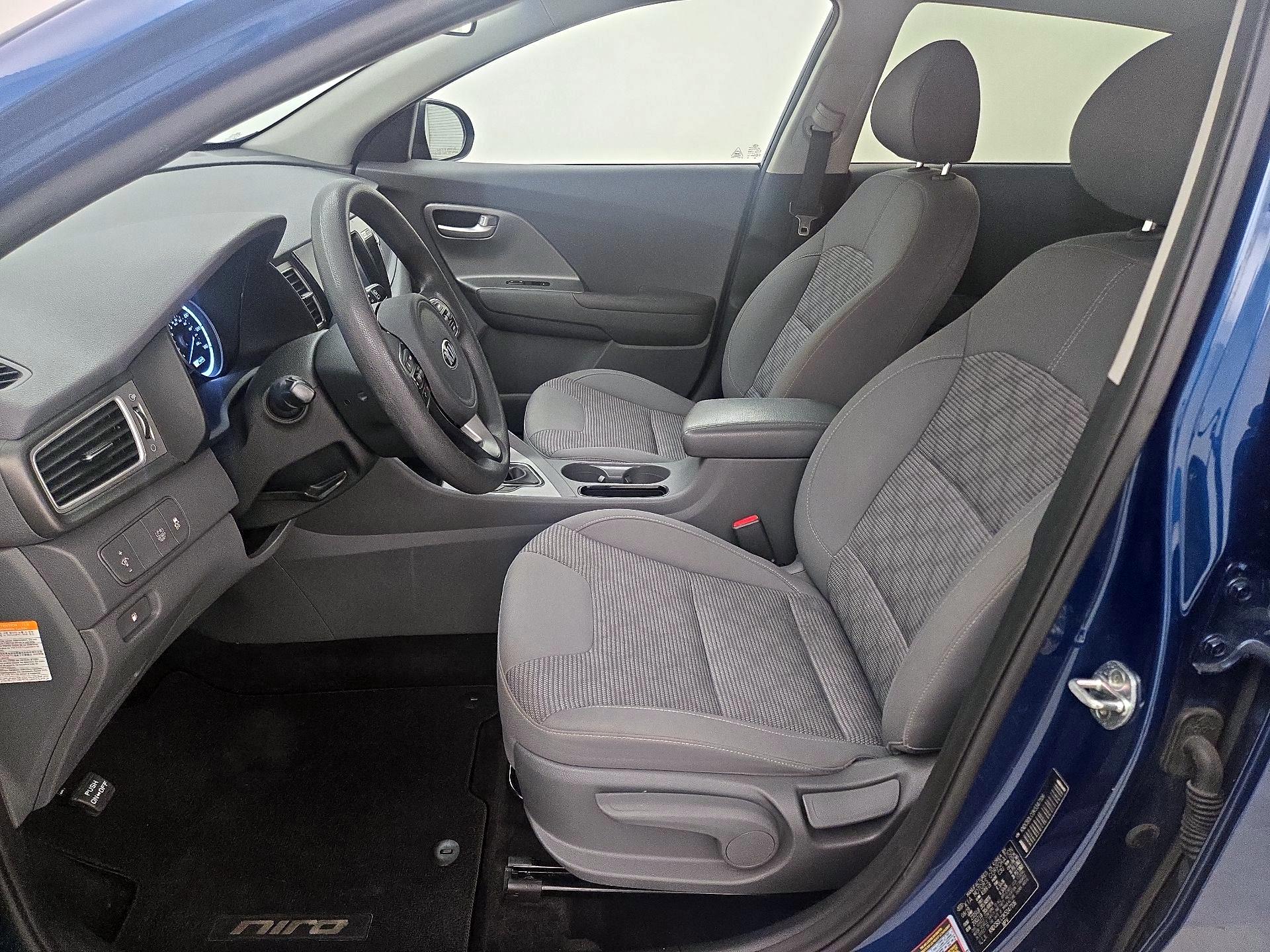 Thumbnail: 2019 Kia Niro - 11