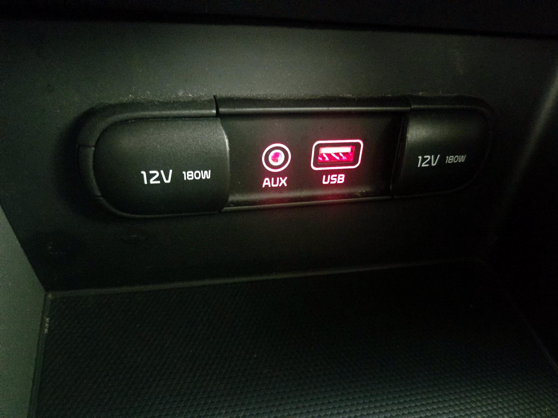 Thumbnail: 2019 Kia Niro - 18