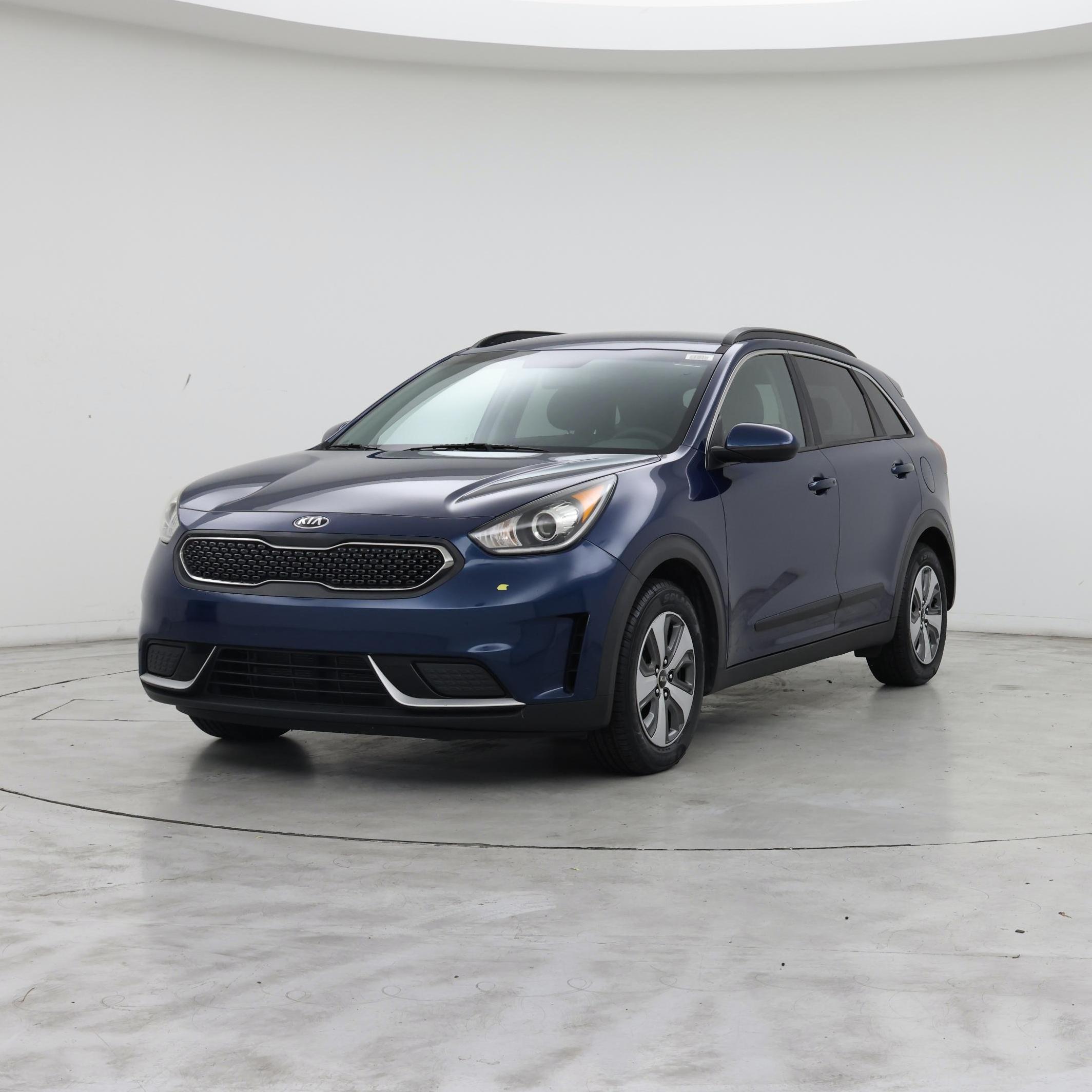 Thumbnail: 2019 Kia Niro - 4