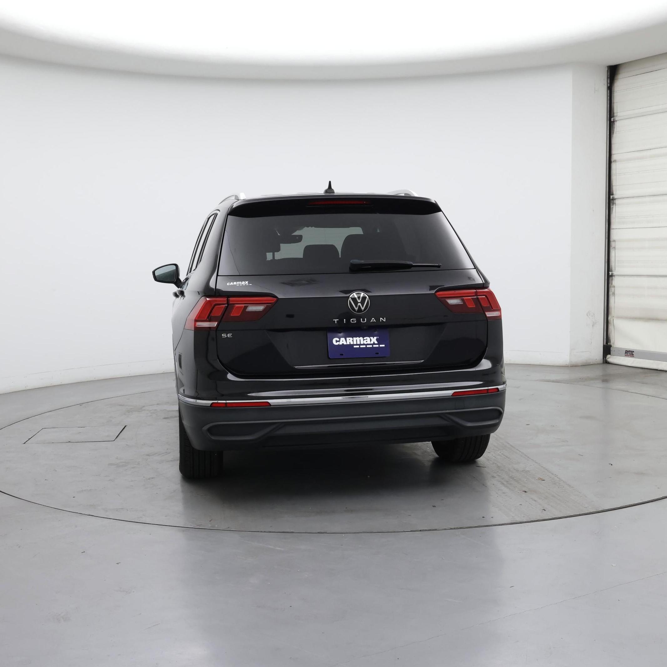 Thumbnail: 2022 Volkswagen Tiguan - 6
