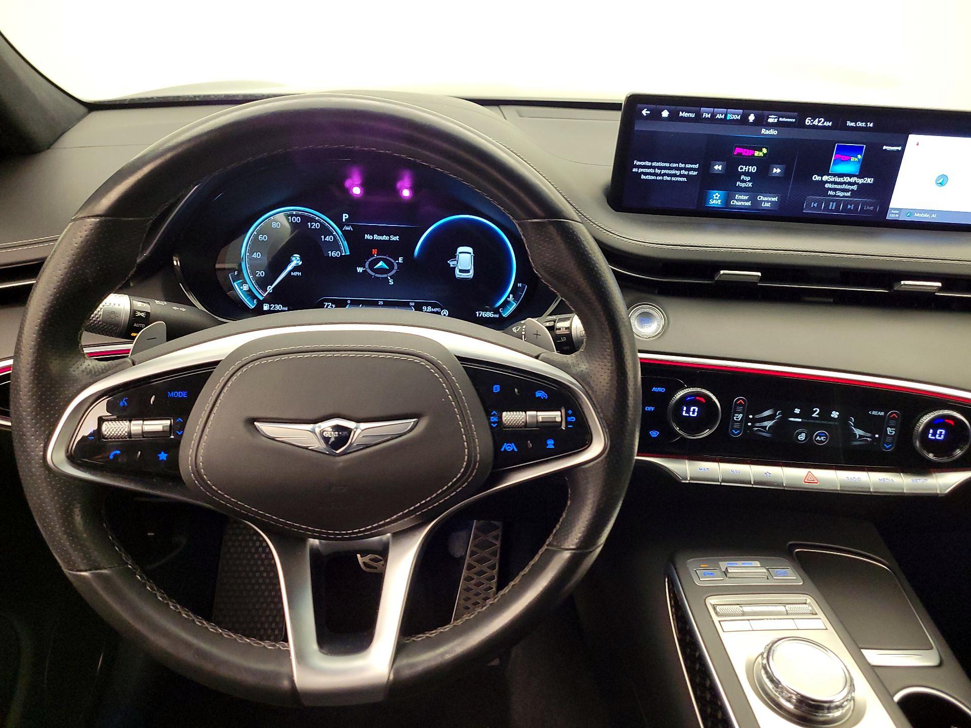 Thumbnail: 2022 Genesis GV70 - 10