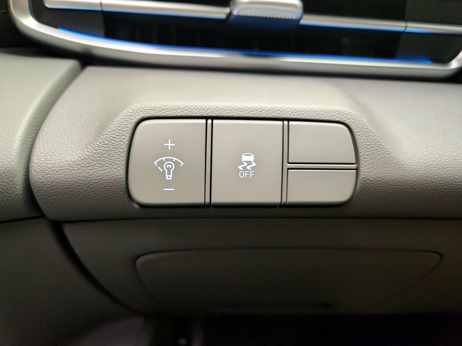 Thumbnail: 2024 Hyundai Elantra - 13