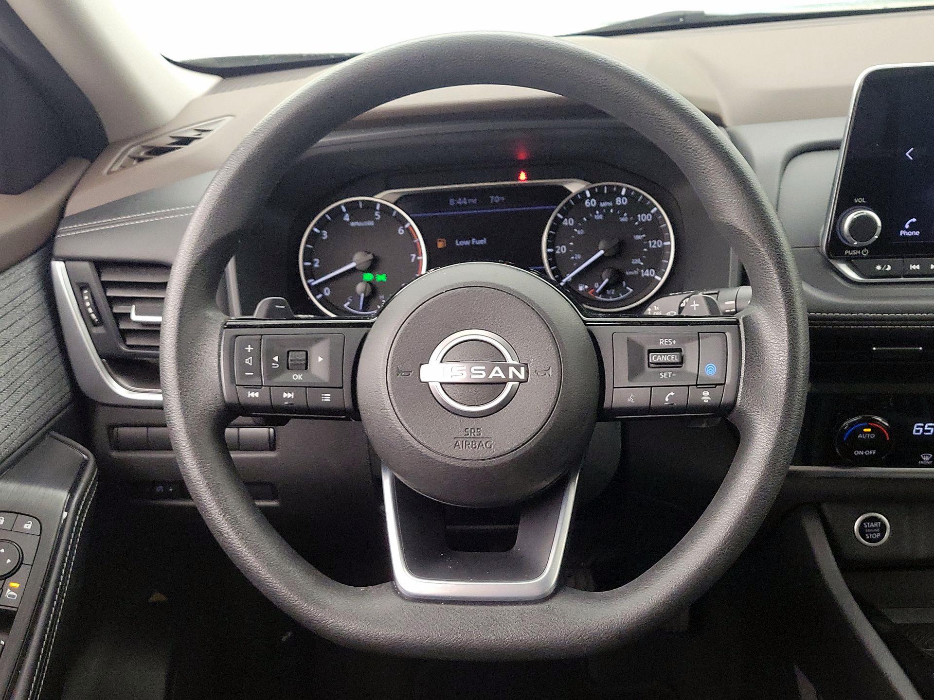 Thumbnail: 2023 Nissan Rogue - 10