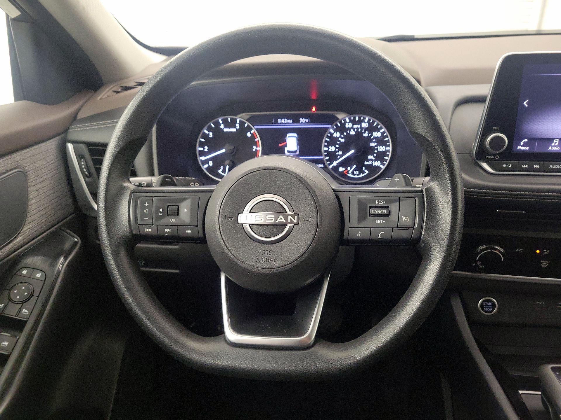 Thumbnail: 2023 Nissan Rogue - 10