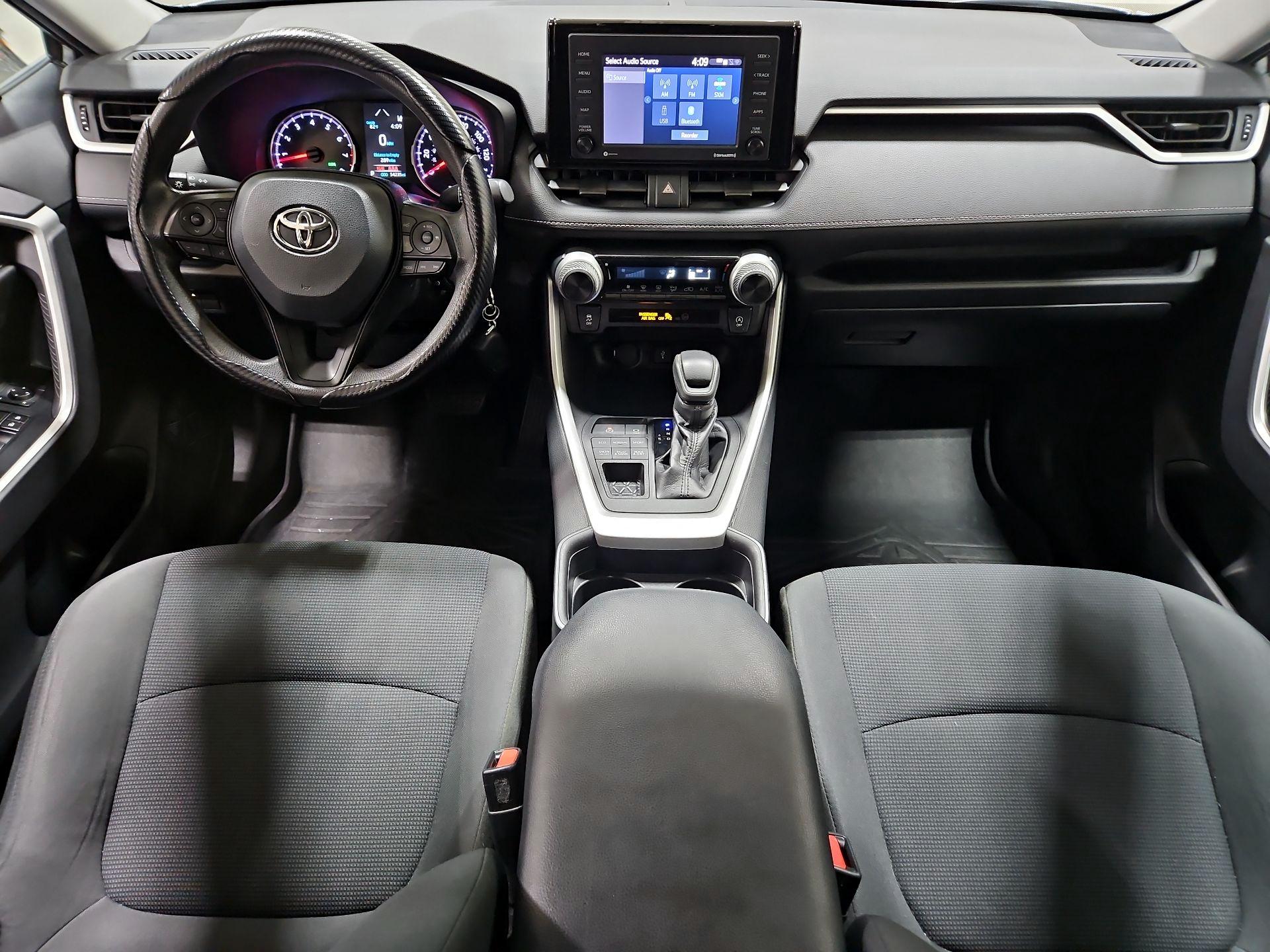 Thumbnail: 2021 Toyota RAV4 - 9