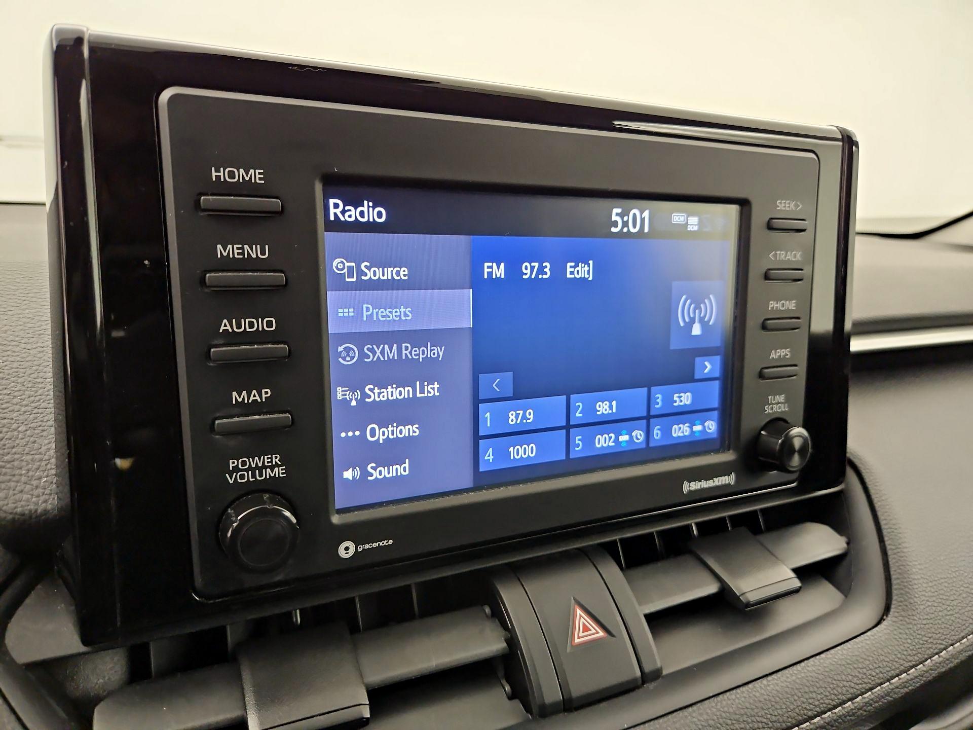 Thumbnail: 2021 Toyota RAV4 - 15