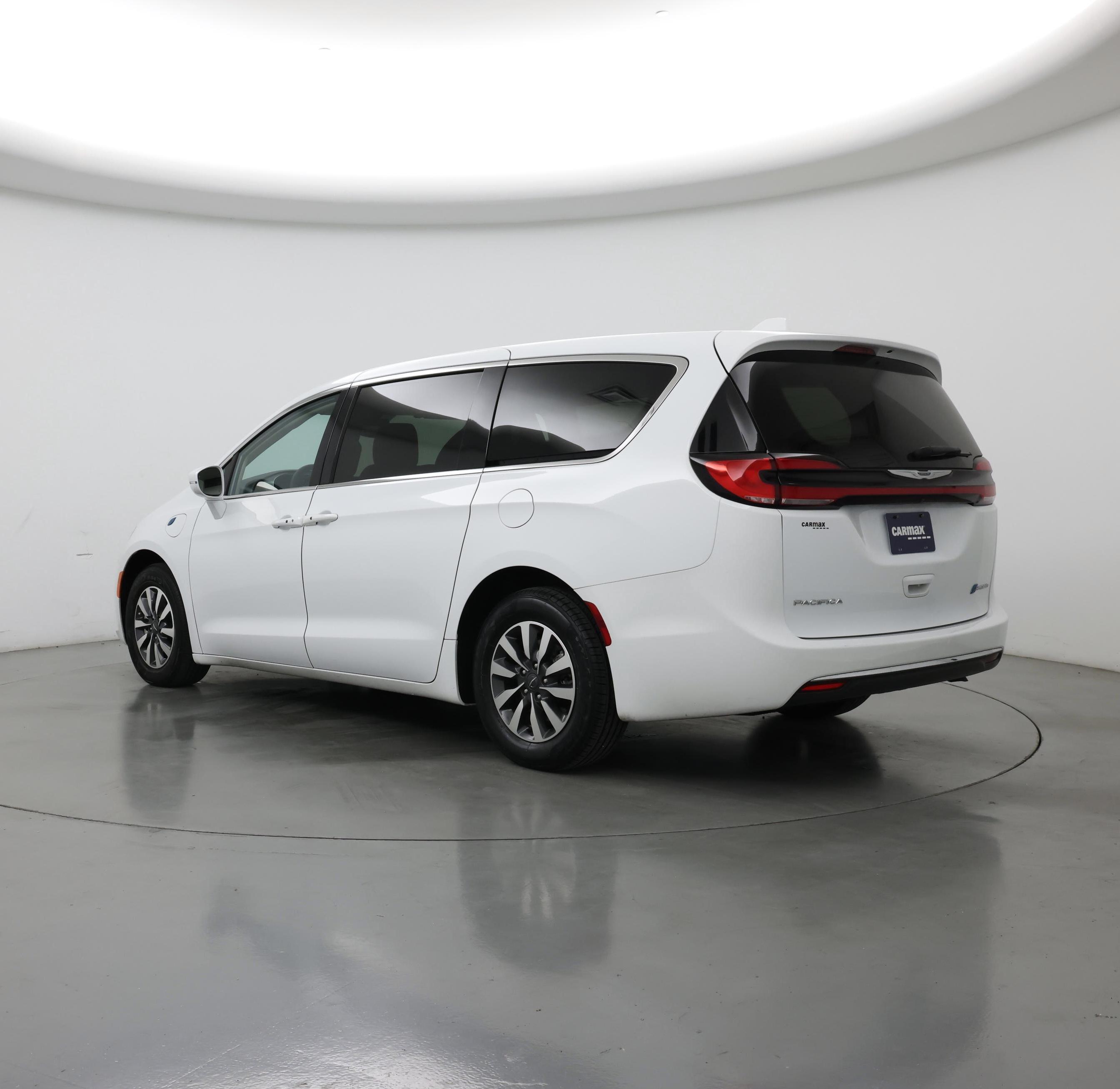 Thumbnail: 2022 Chrysler Pacifica - 2