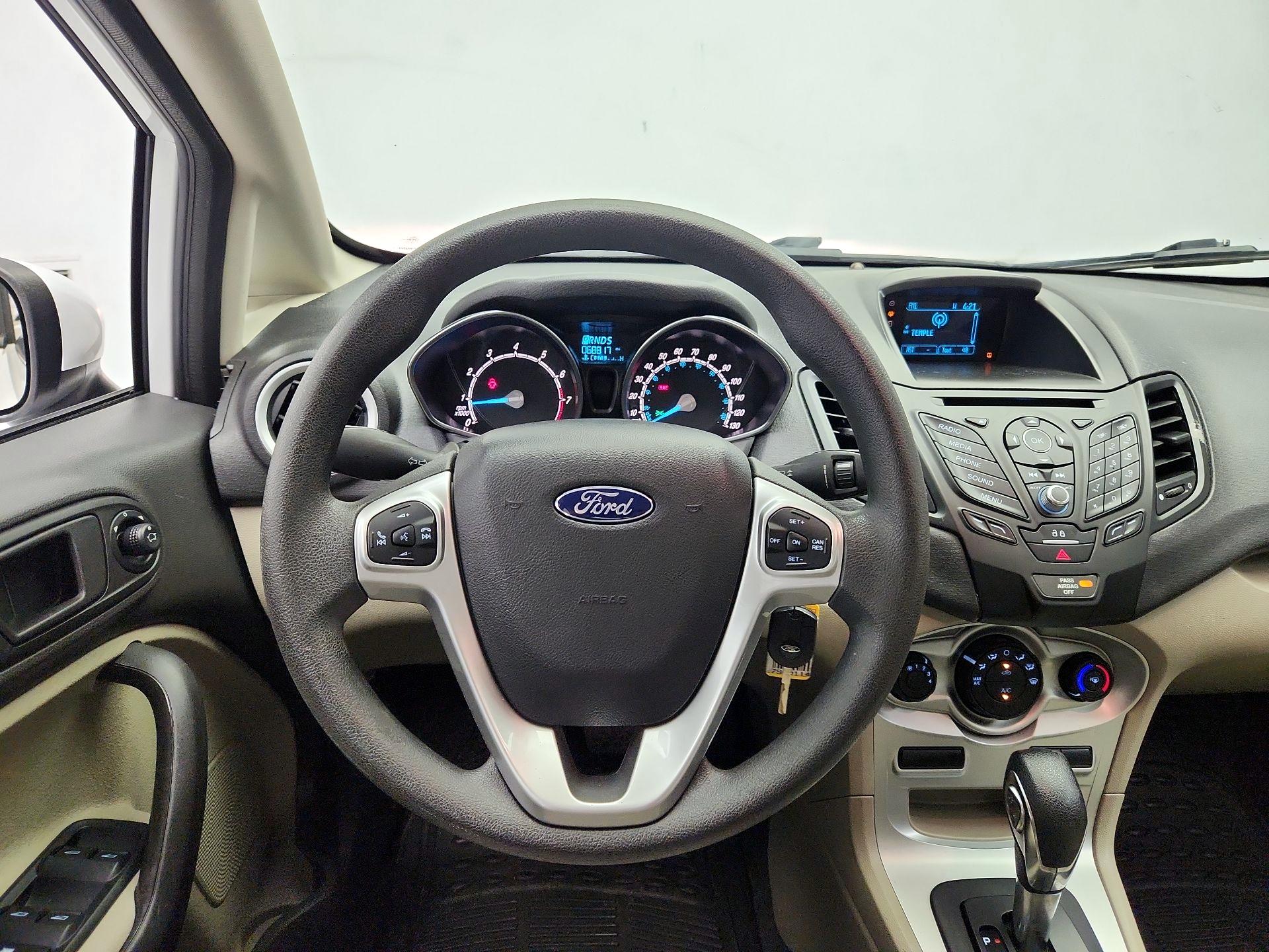 Thumbnail: 2017 Ford Fiesta - 10