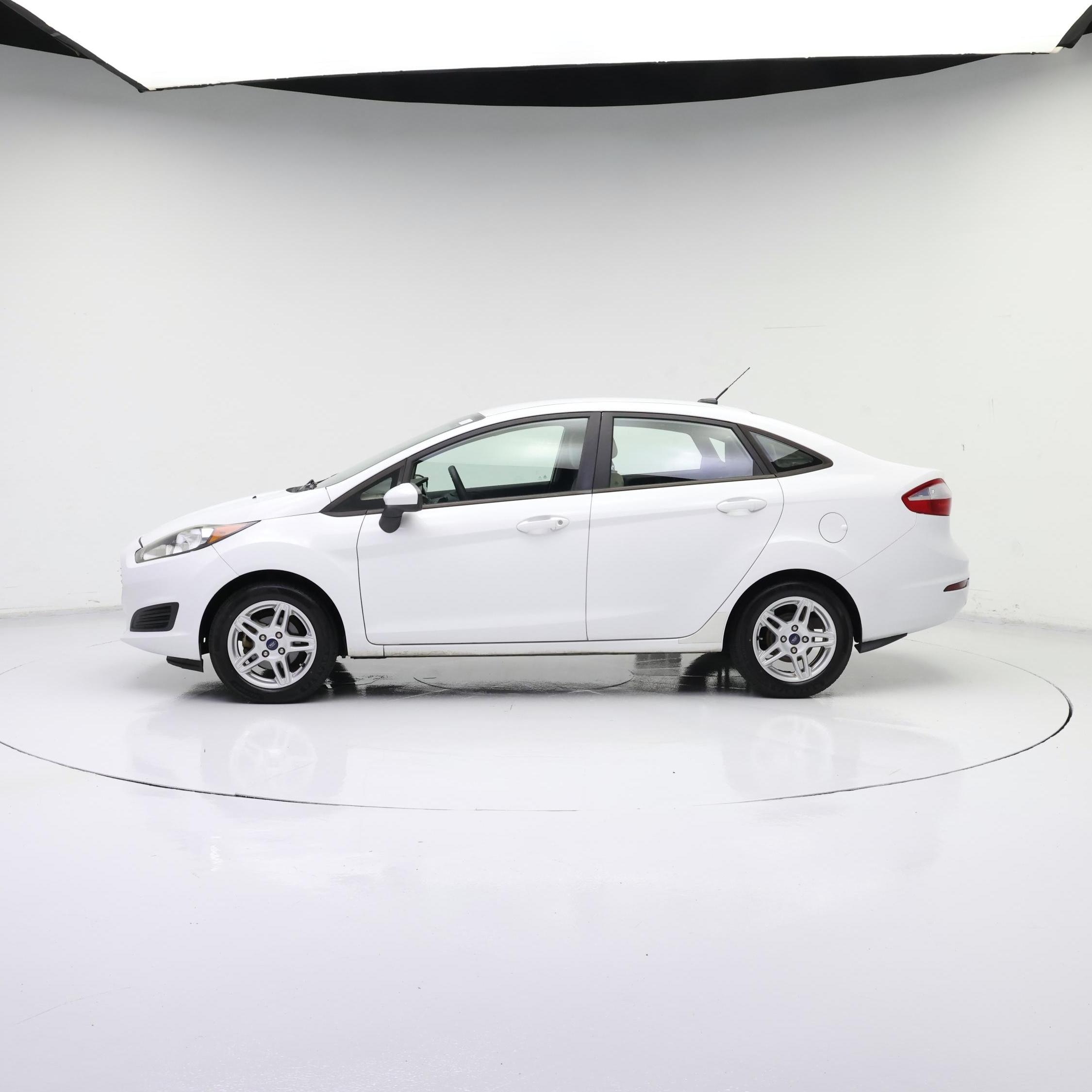 Thumbnail: 2017 Ford Fiesta - 3