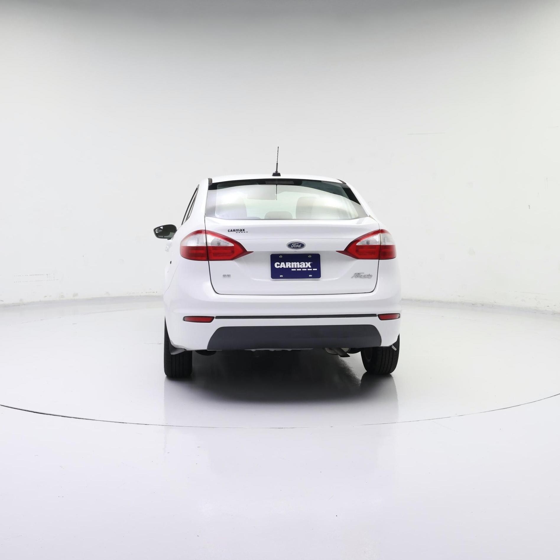 Thumbnail: 2017 Ford Fiesta - 6