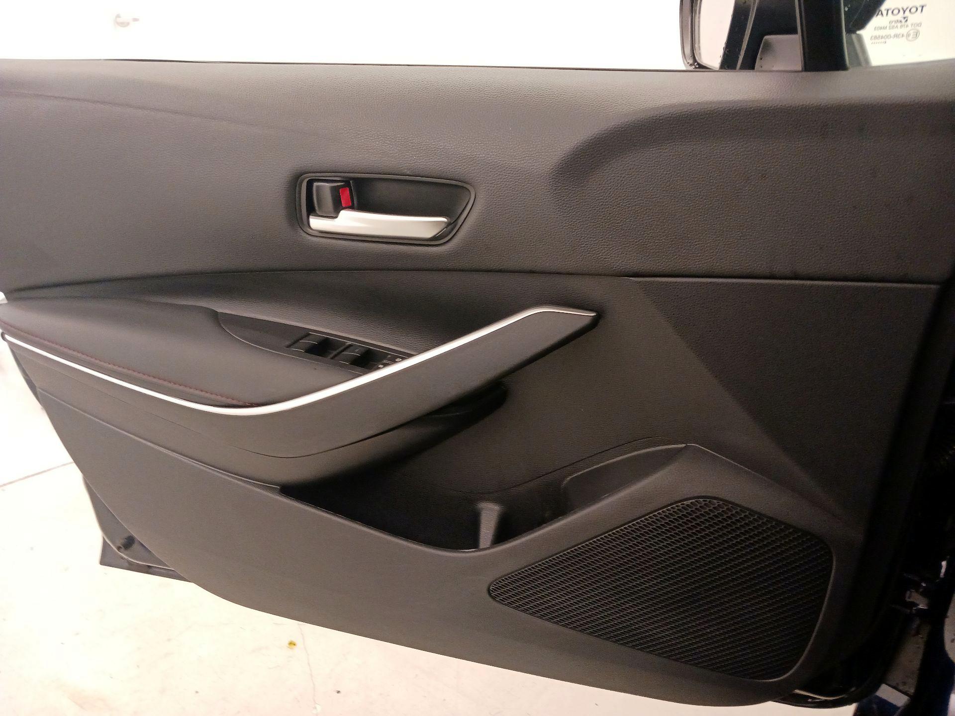 Thumbnail: 2024 Toyota Corolla - 12