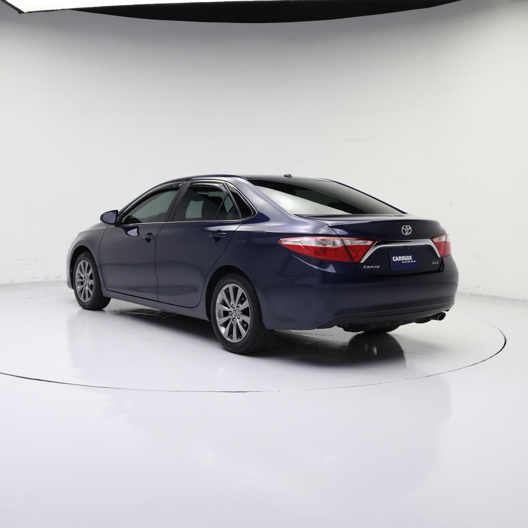 Thumbnail: 2015 Toyota Camry - 2