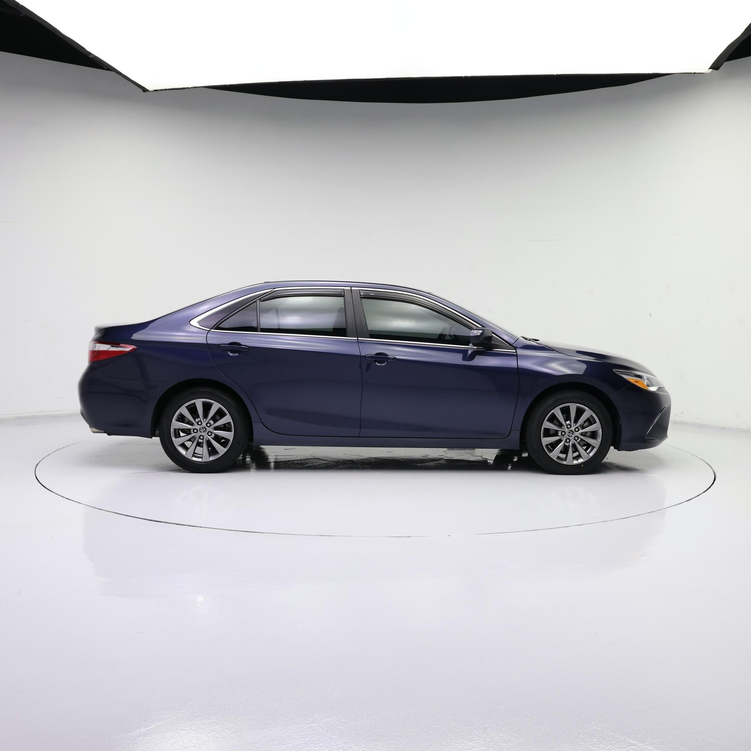 Thumbnail: 2015 Toyota Camry - 7