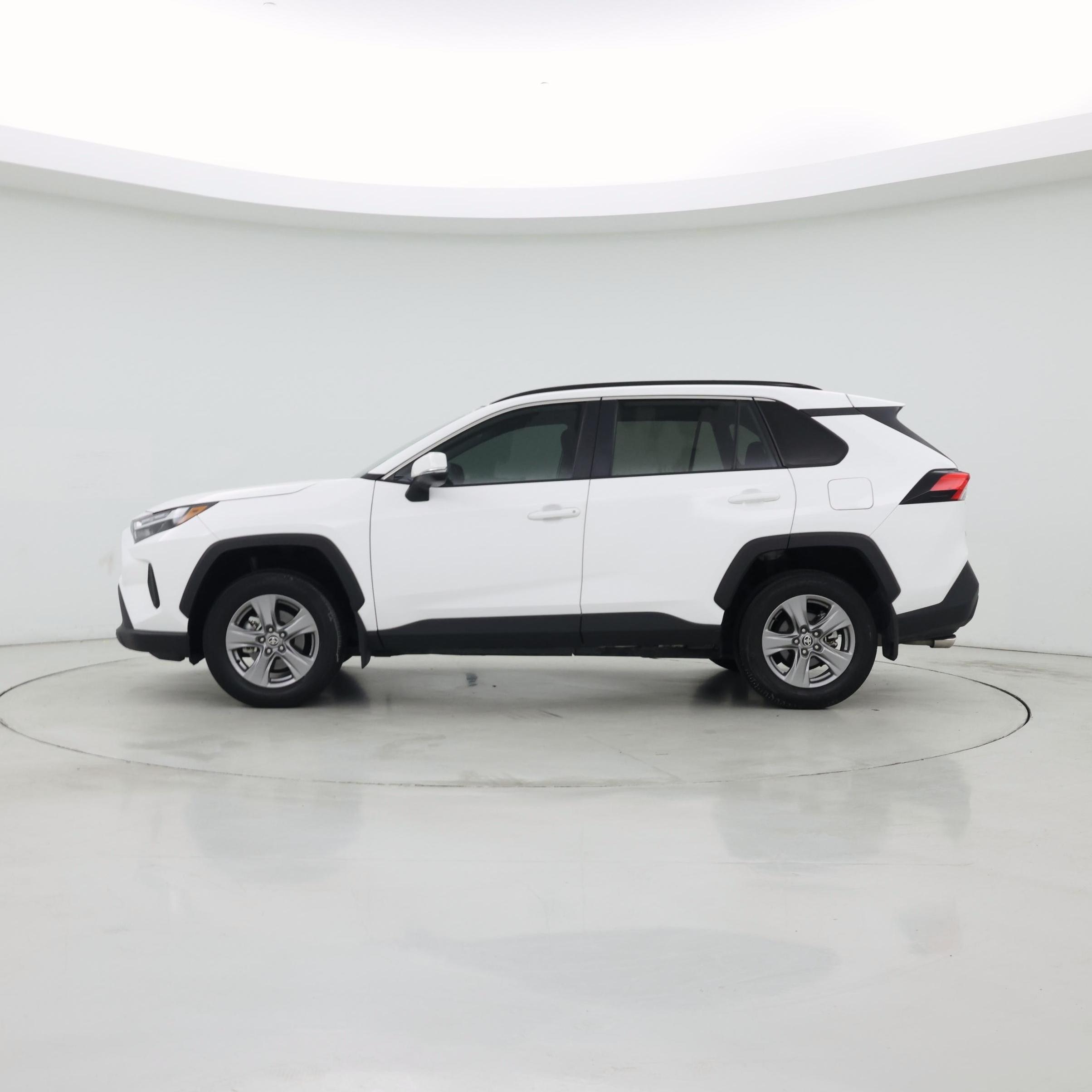 Thumbnail: 2024 Toyota RAV4 - 3