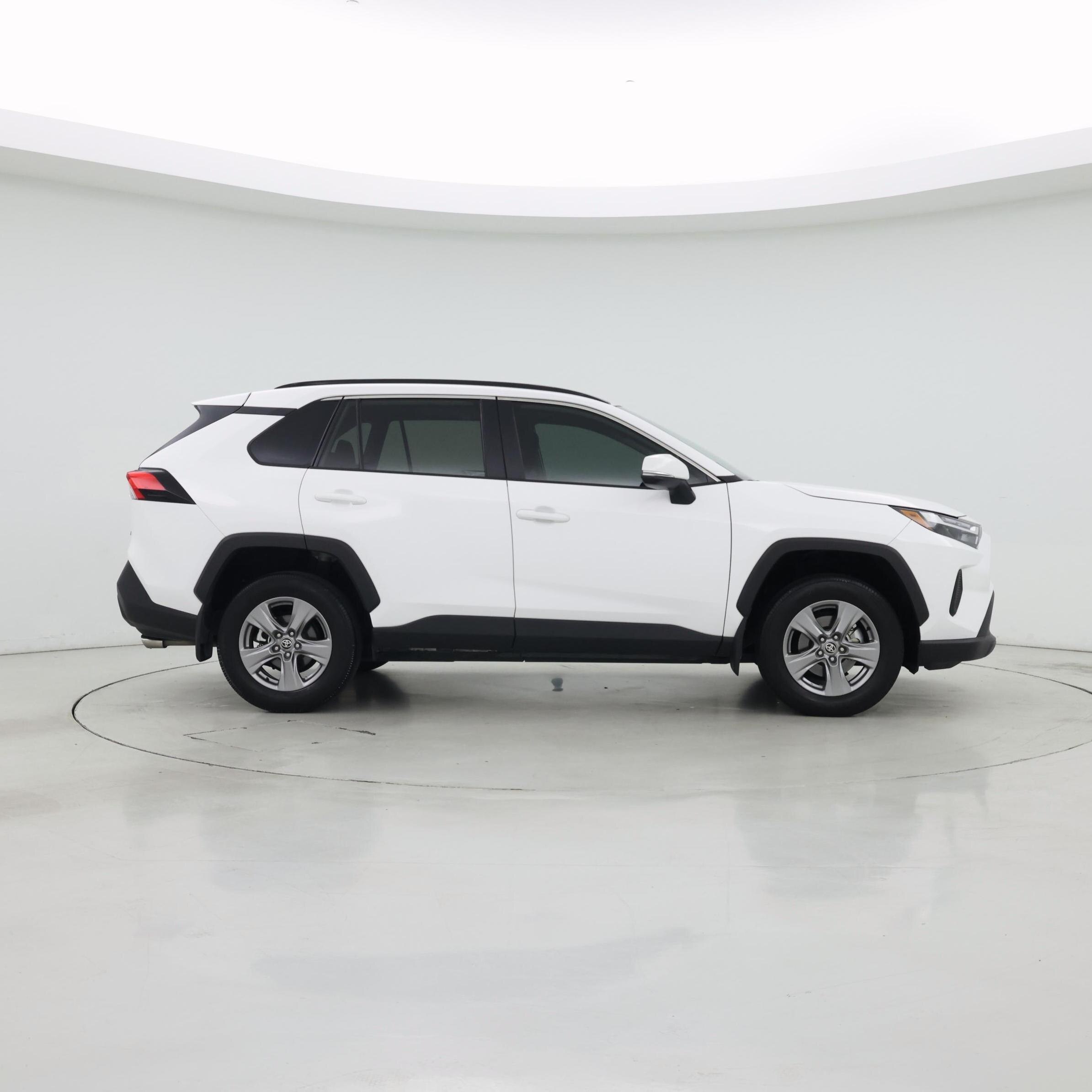 Thumbnail: 2024 Toyota RAV4 - 7