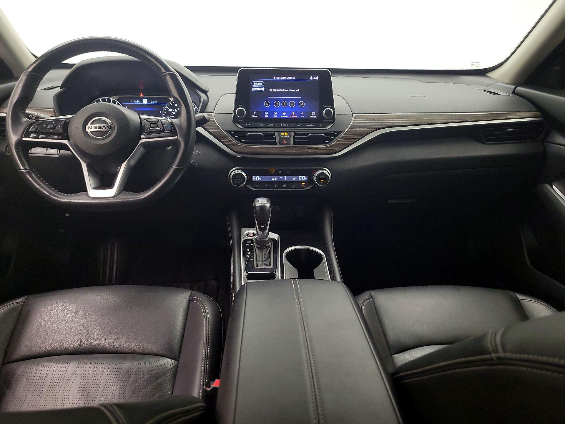 Thumbnail: 2022 Nissan Altima - 9