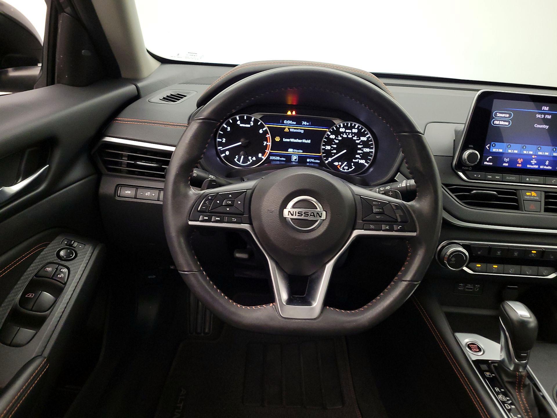 Thumbnail: 2022 Nissan Altima - 10