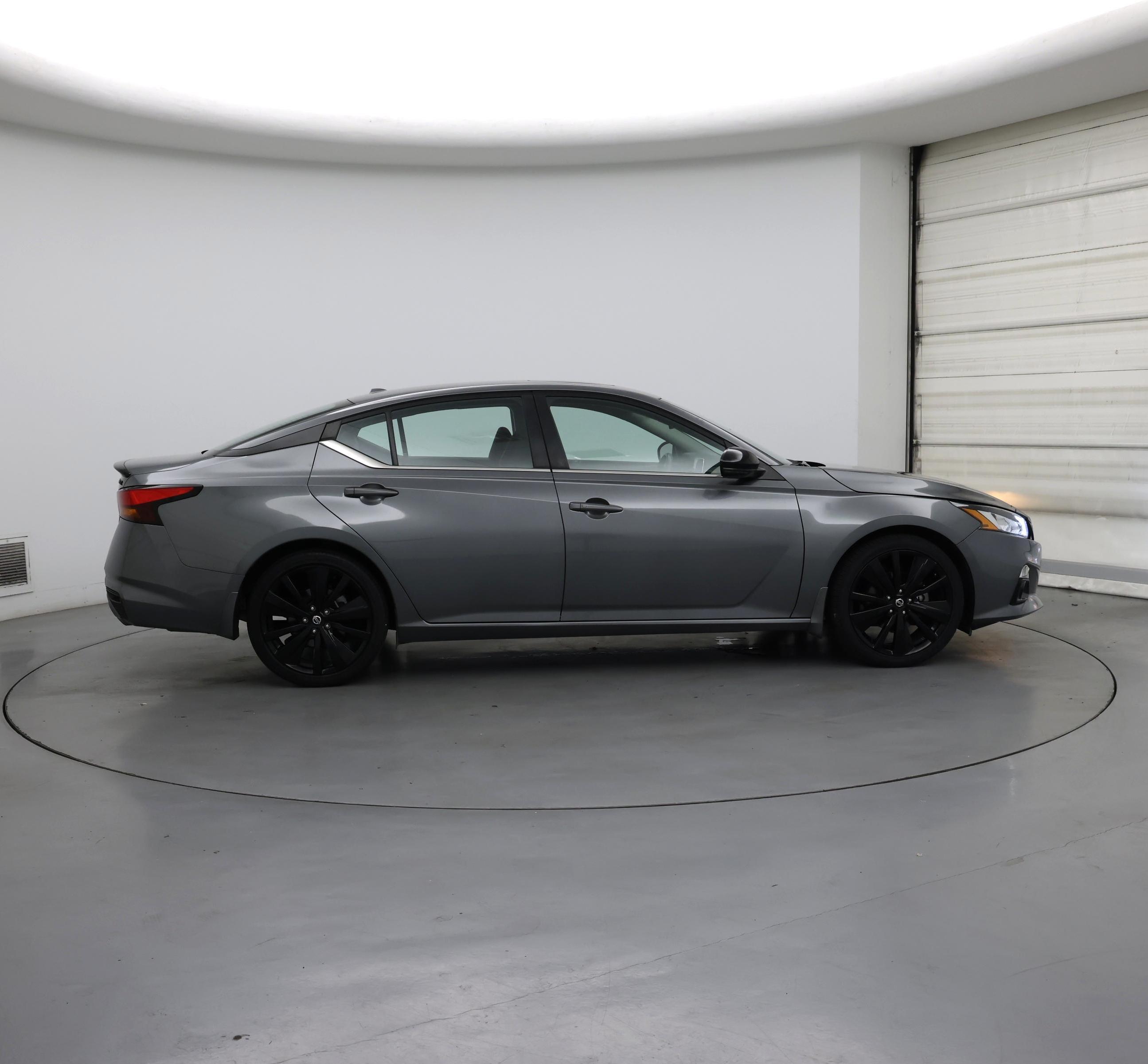 Thumbnail: 2022 Nissan Altima - 7