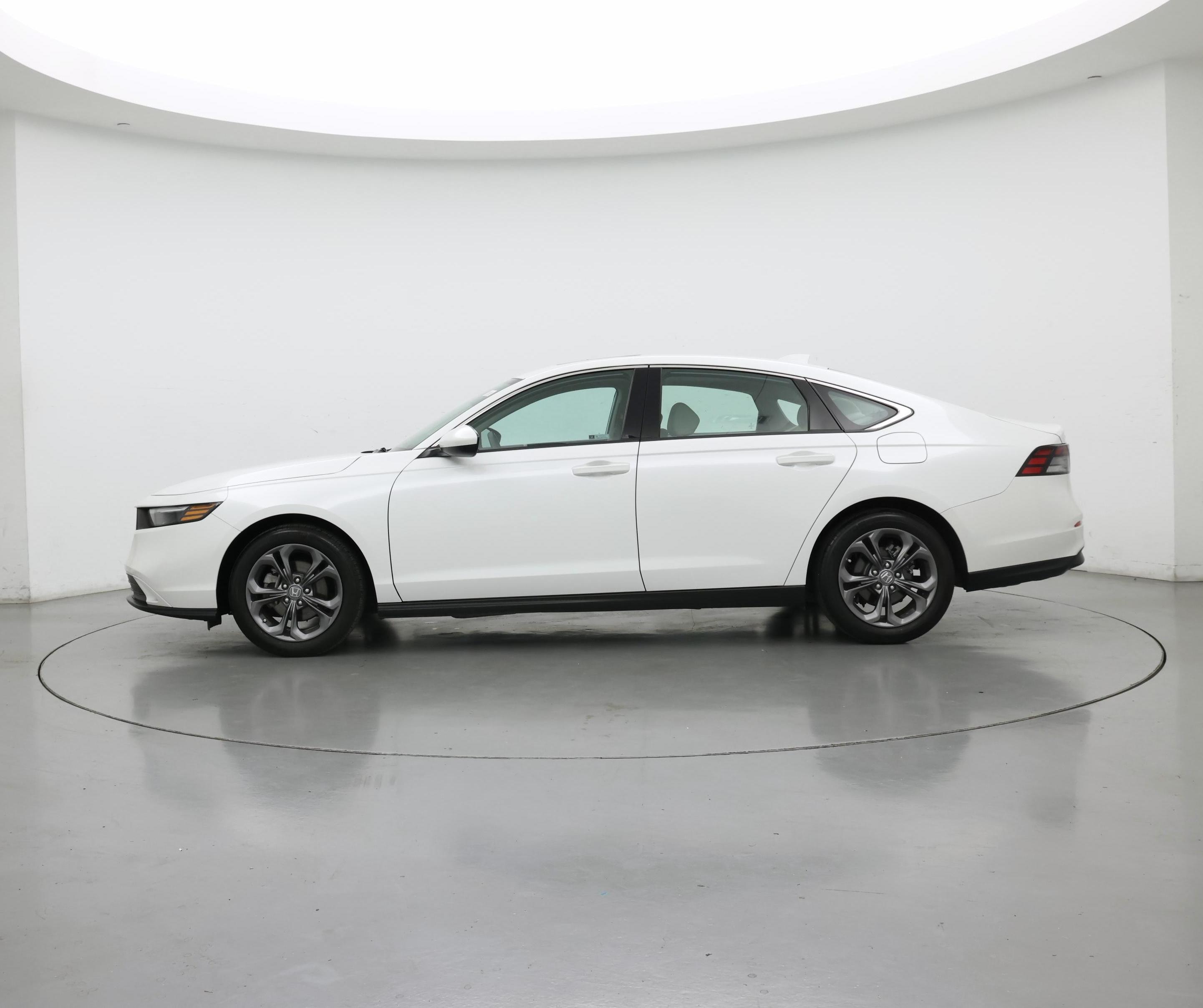 Thumbnail: 2023 Honda Accord - 3