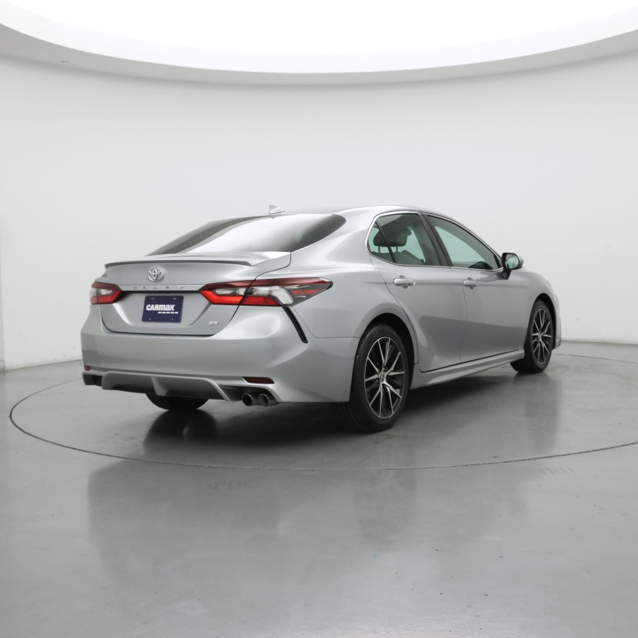 Thumbnail: 2022 Toyota Camry - 8