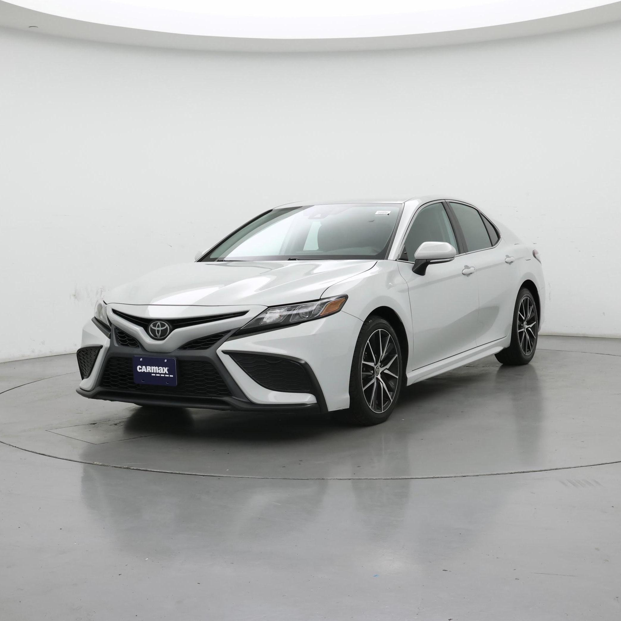 Thumbnail: 2022 Toyota Camry - 4
