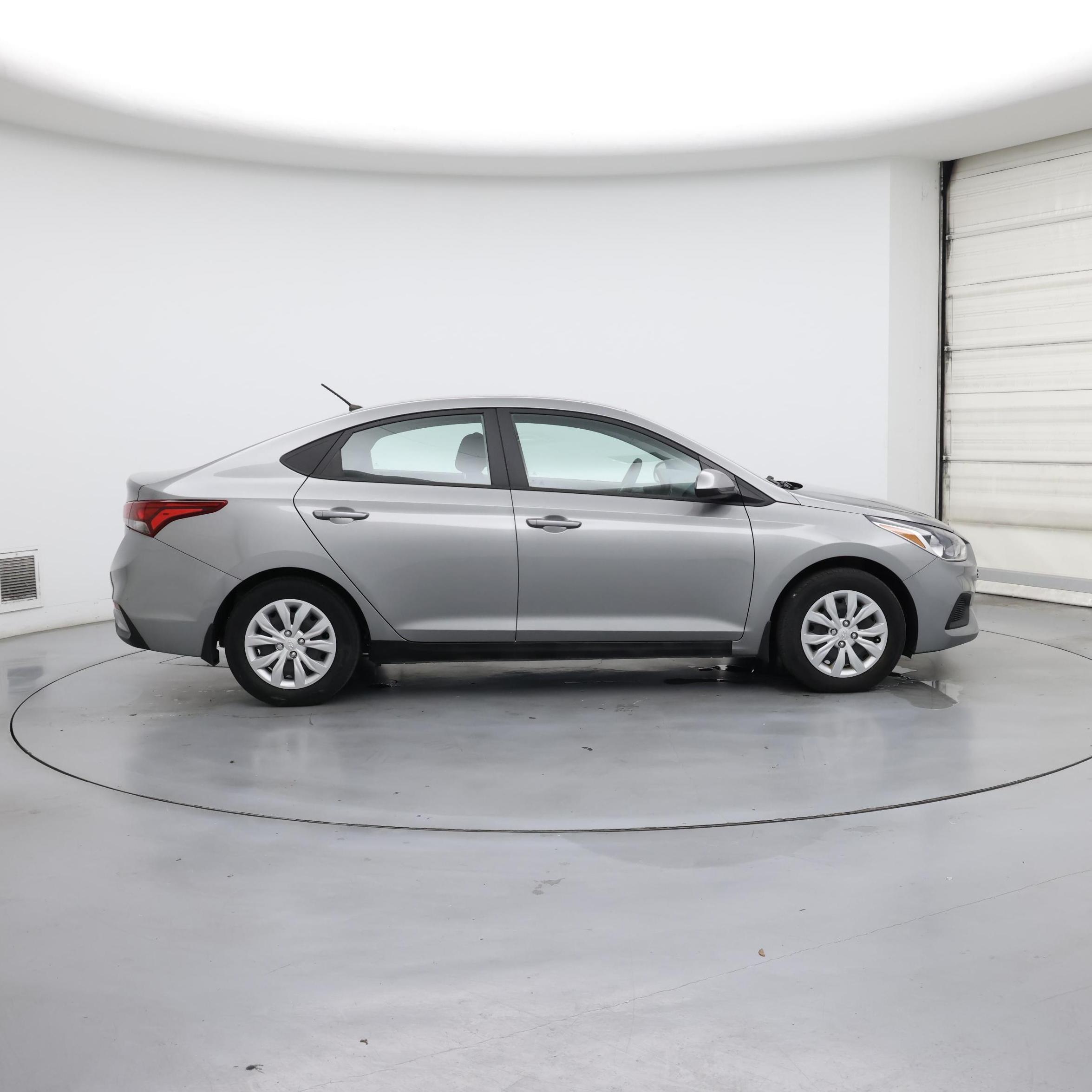 Thumbnail: 2022 Hyundai Accent - 7