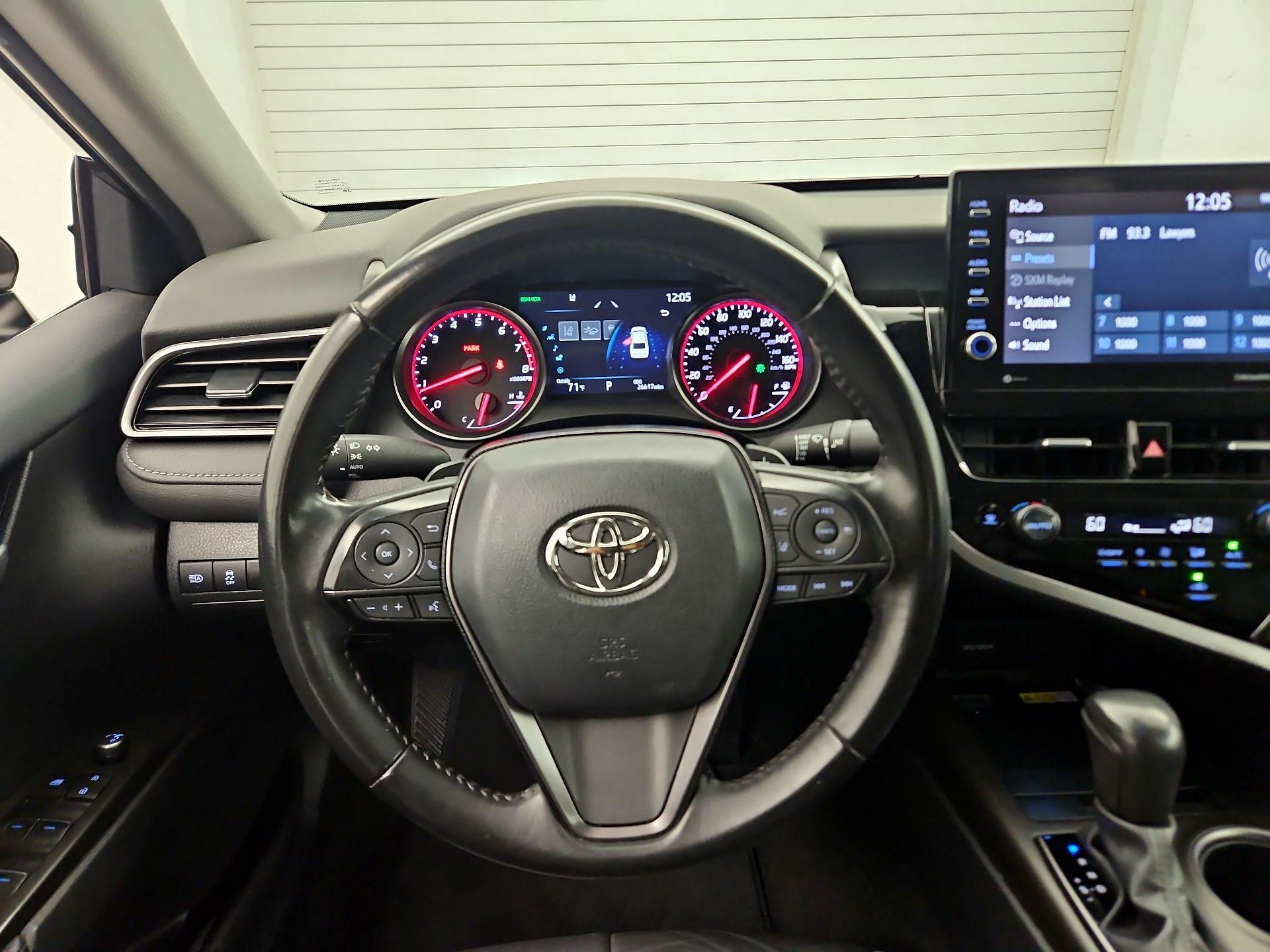 Thumbnail: 2023 Toyota Camry - 10